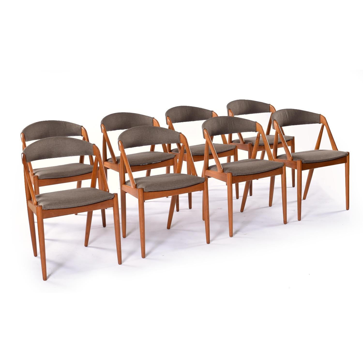 8 Sedie da pranzo in teak danesi Kai Kristiansen modello 31, moderne e di metà secolo in vendita 4