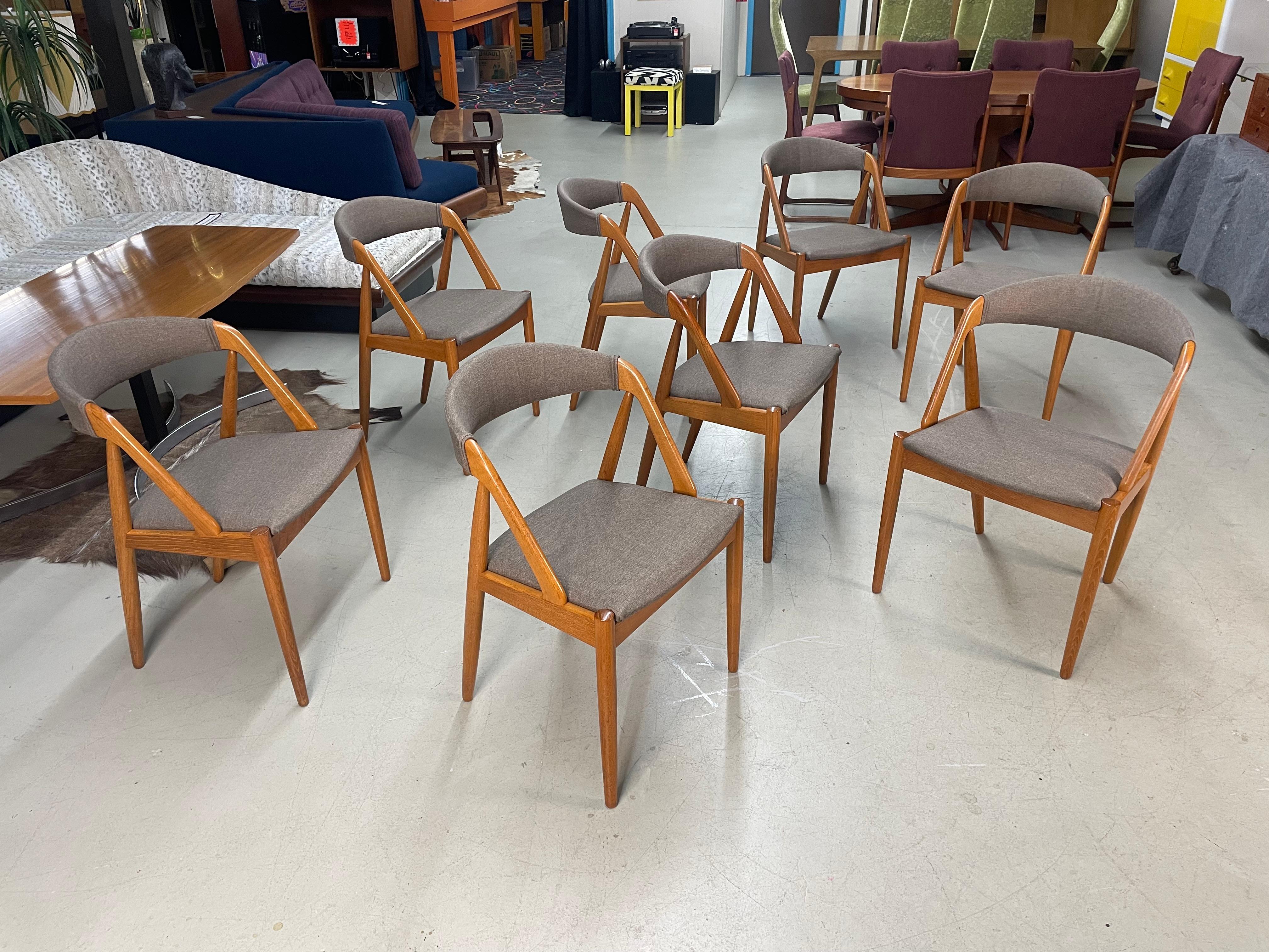 8 Sedie da pranzo in teak danesi Kai Kristiansen modello 31, moderne e di metà secolo in vendita 6