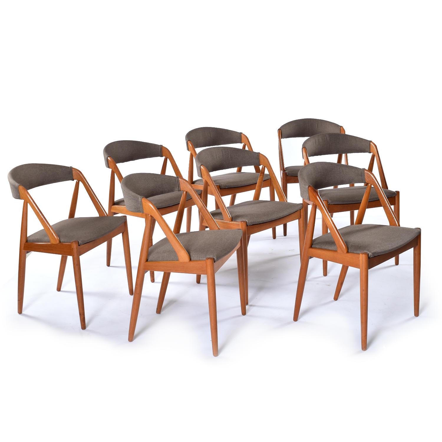 Scandinavo moderno 8 Sedie da pranzo in teak danesi Kai Kristiansen modello 31, moderne e di metà secolo in vendita