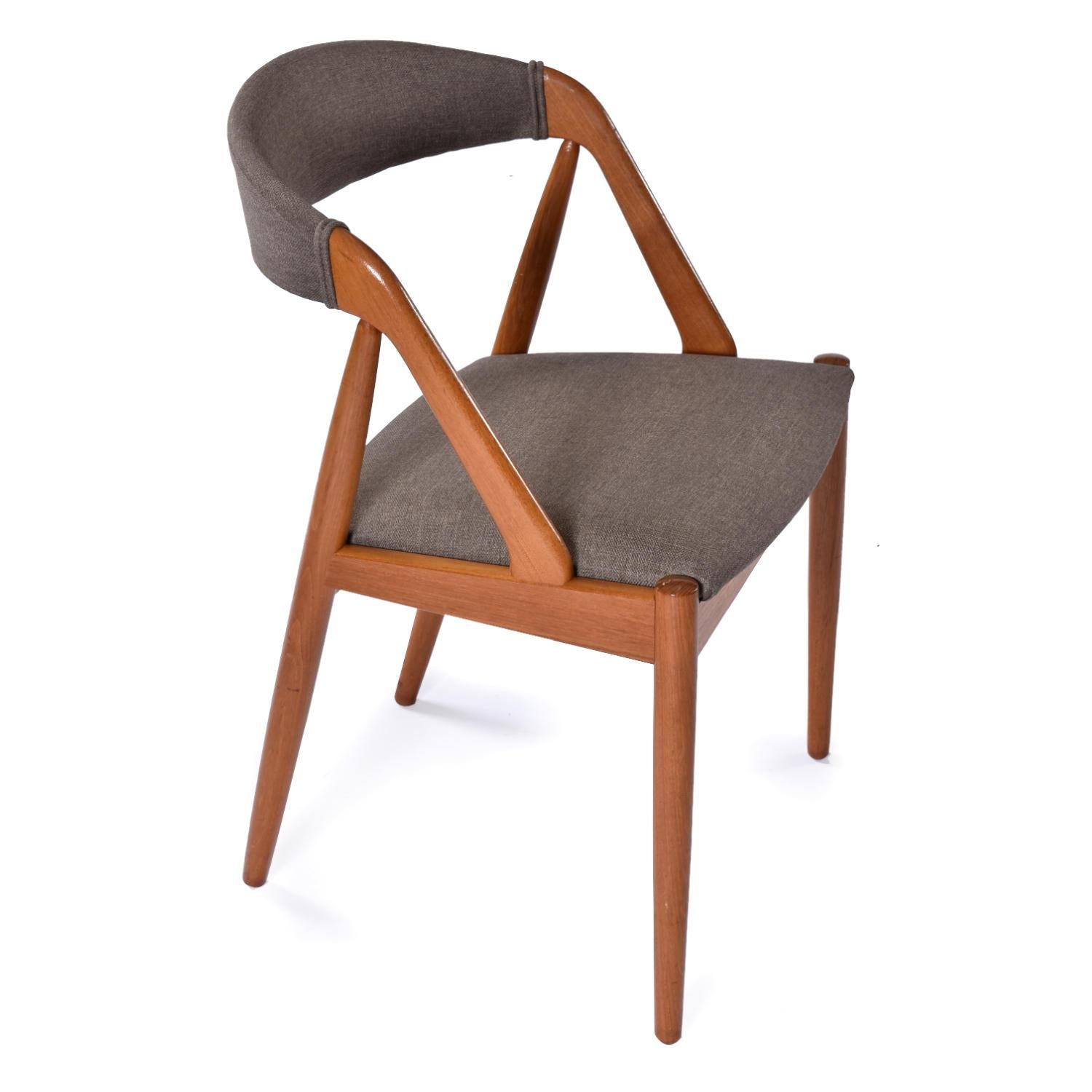 Danese 8 Sedie da pranzo in teak danesi Kai Kristiansen modello 31, moderne e di metà secolo in vendita