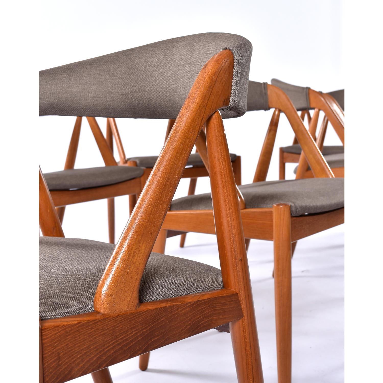 8 Sedie da pranzo in teak danesi Kai Kristiansen modello 31, moderne e di metà secolo in vendita 2