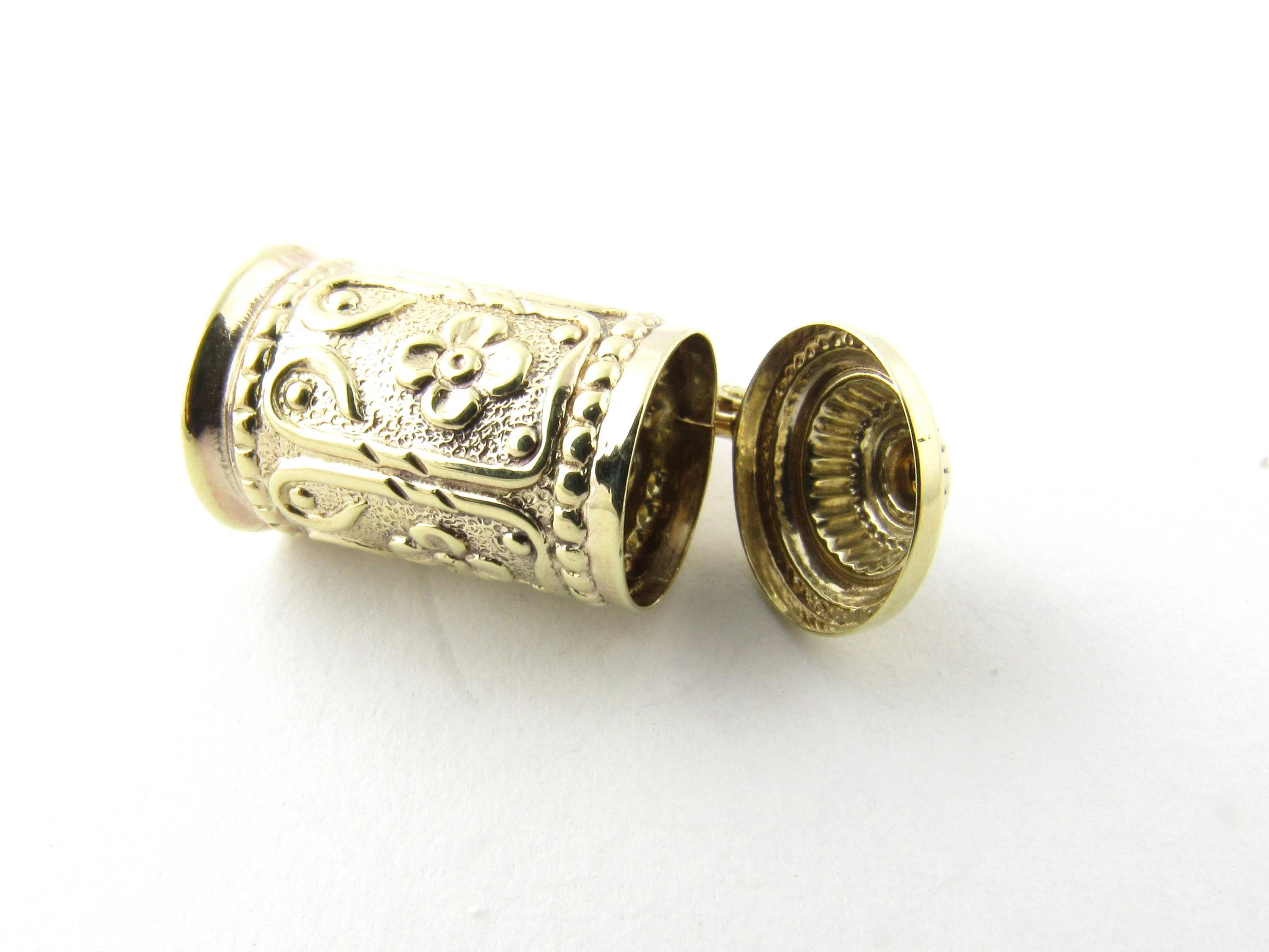 8 Karat Yellow Gold Beer Stein Charm 2