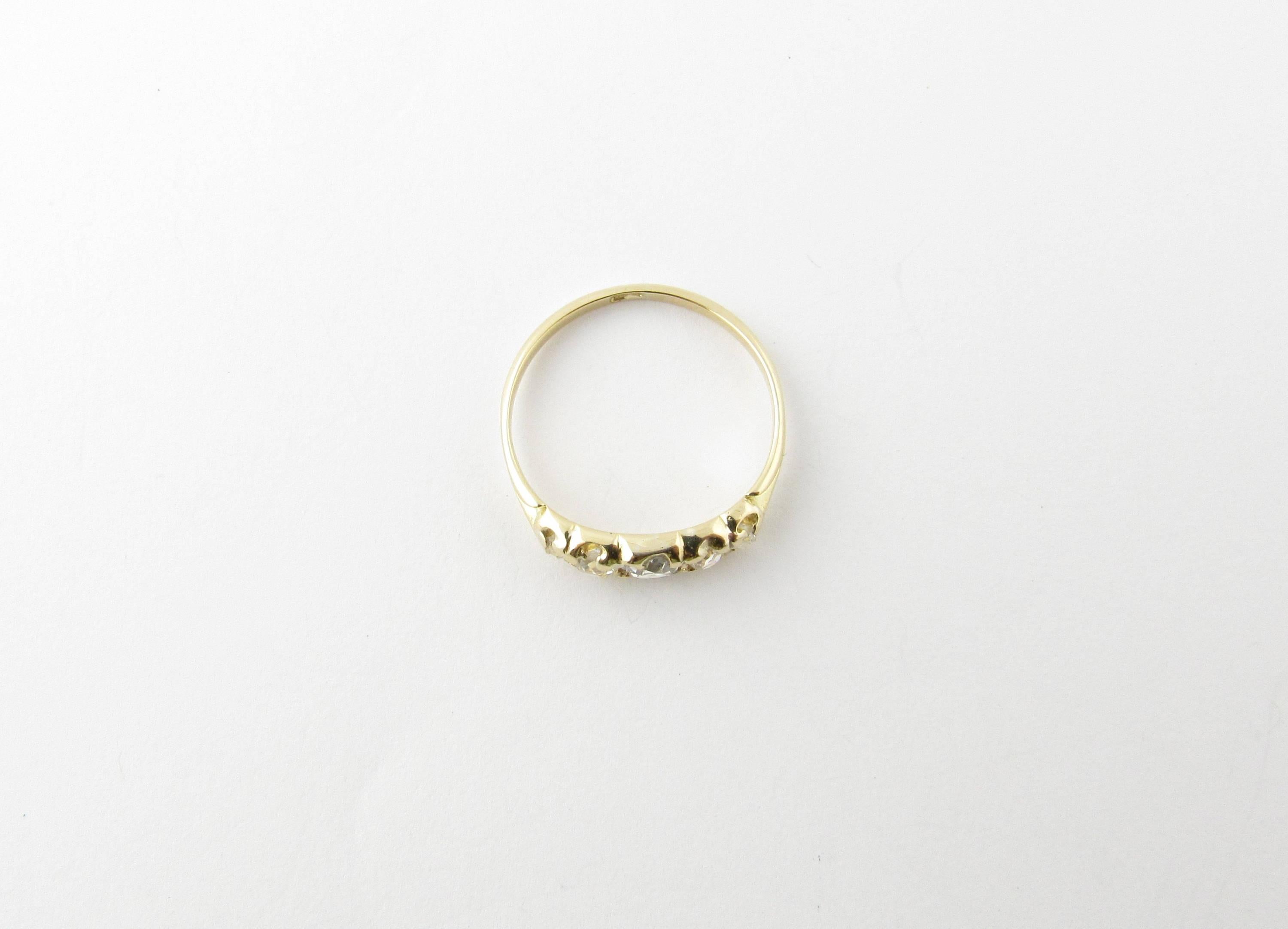 Round Cut 8 Karat Yellow Gold Diamond Ring