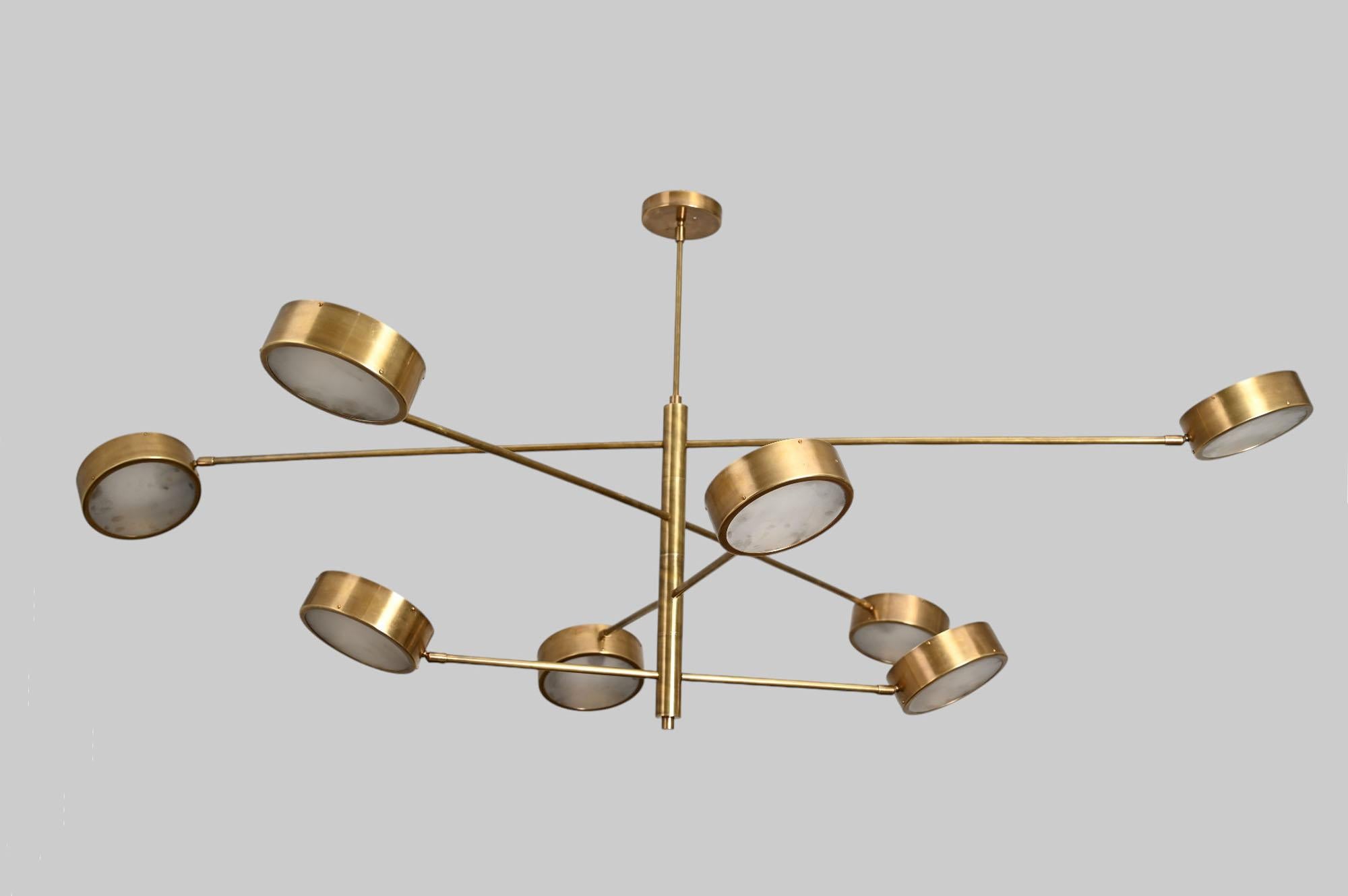 Lustre mobile en laiton à 8 Lights en vente 3