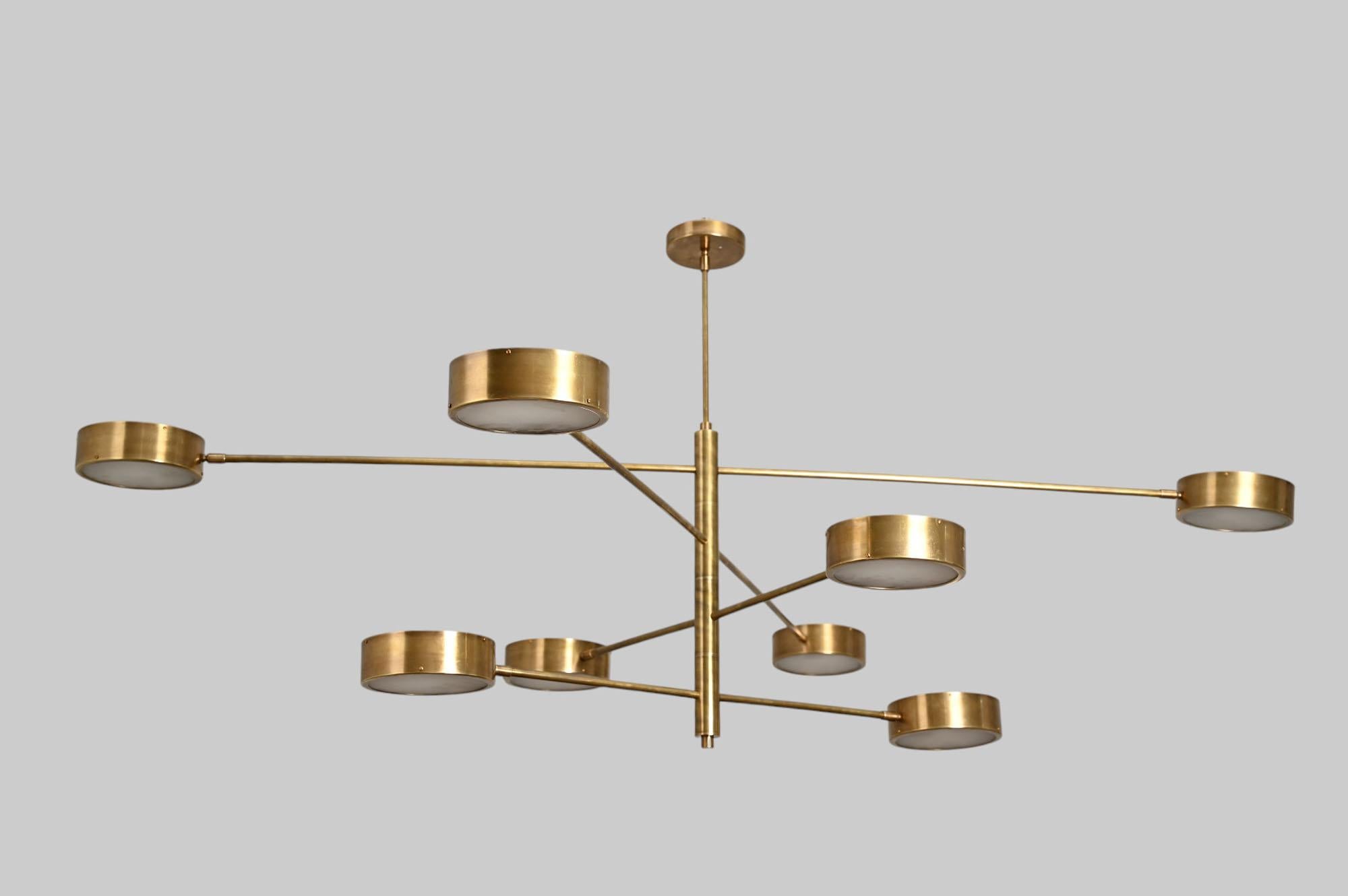 Lustre mobile en laiton à 8 Lights en vente 5