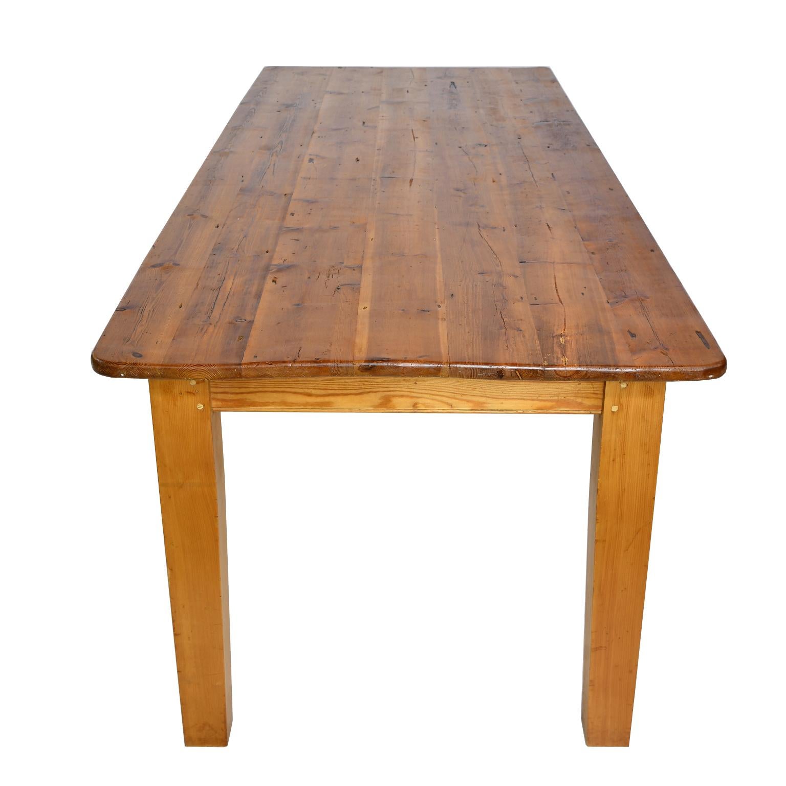 Country Long English Pine Farmhouse Dining Table with Tapered Legs and Antique Plank Top