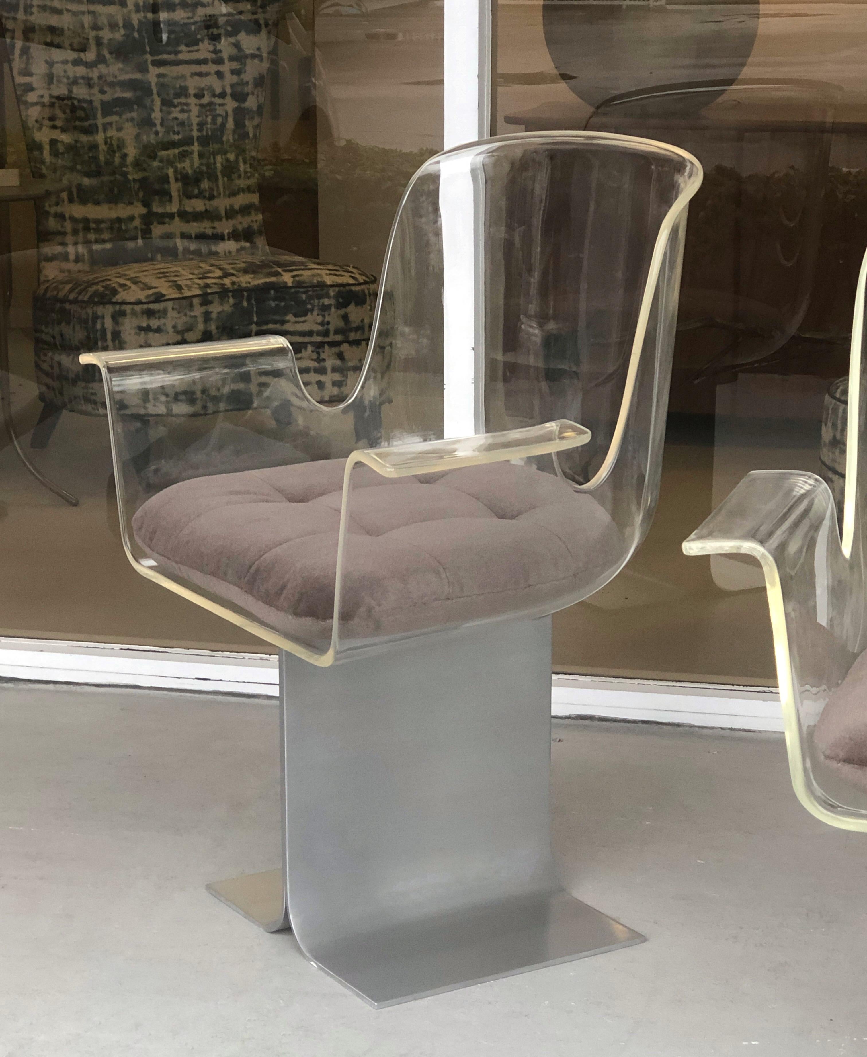 8 Lucite Sculptural Dining or Conference Swivel Armchairs with Metal Bases f e r In Good Condition In Miami, FL