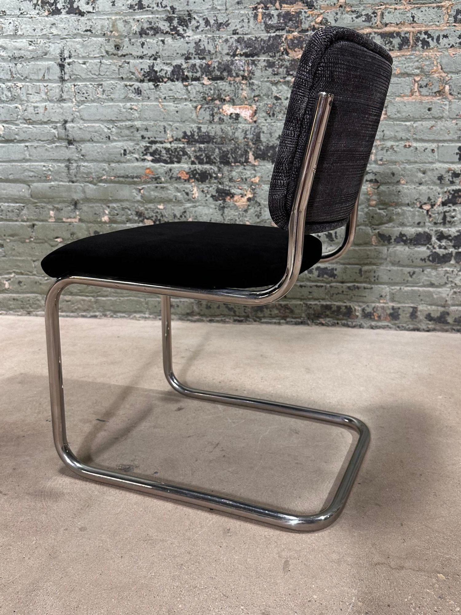 American 6 Marcel Breuer Black Leather Cesca Side/Dining Chairs for Knoll, 1980 For Sale