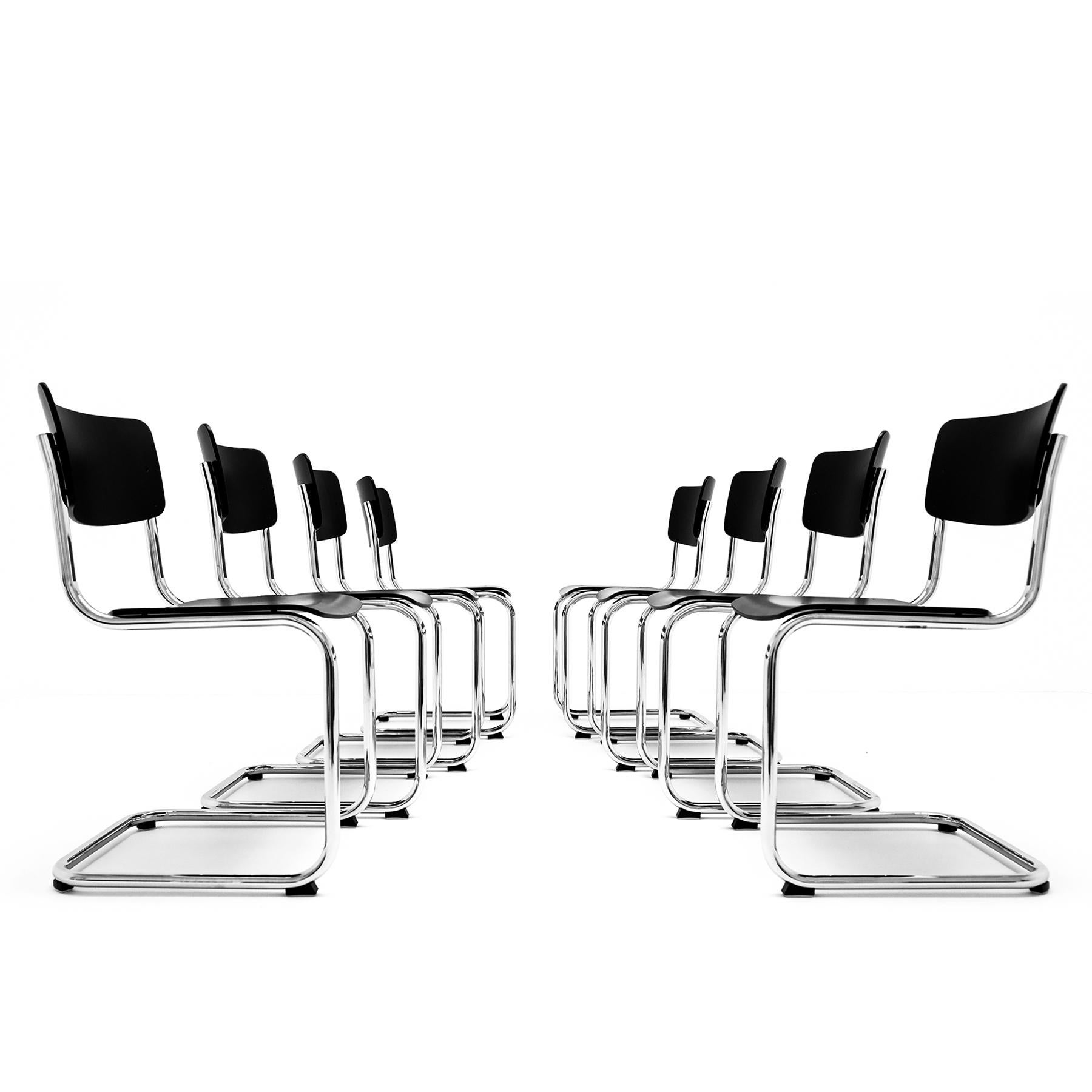 8 Mart Stam Bauhaus style black and chrome S 43 Cantilever chairs by Thonet In Good Condition In Highclere, Newbury