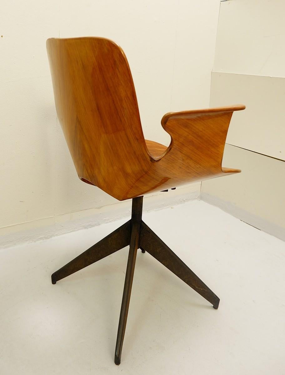 Mid-20th Century 8 Medea Desk Chair with Swivel Base by Vittorio Nobili for Fratelli Tagliabue