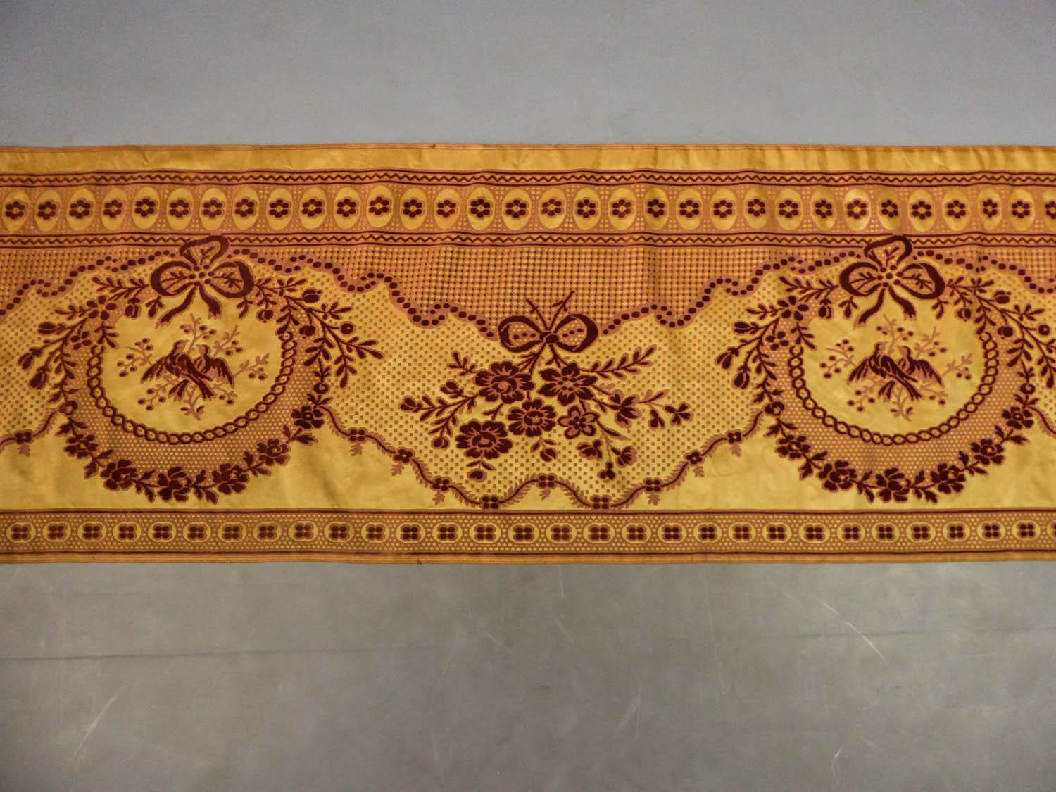 8 meters of Border in chiseled velvet - Late 18th century France For Sale 10