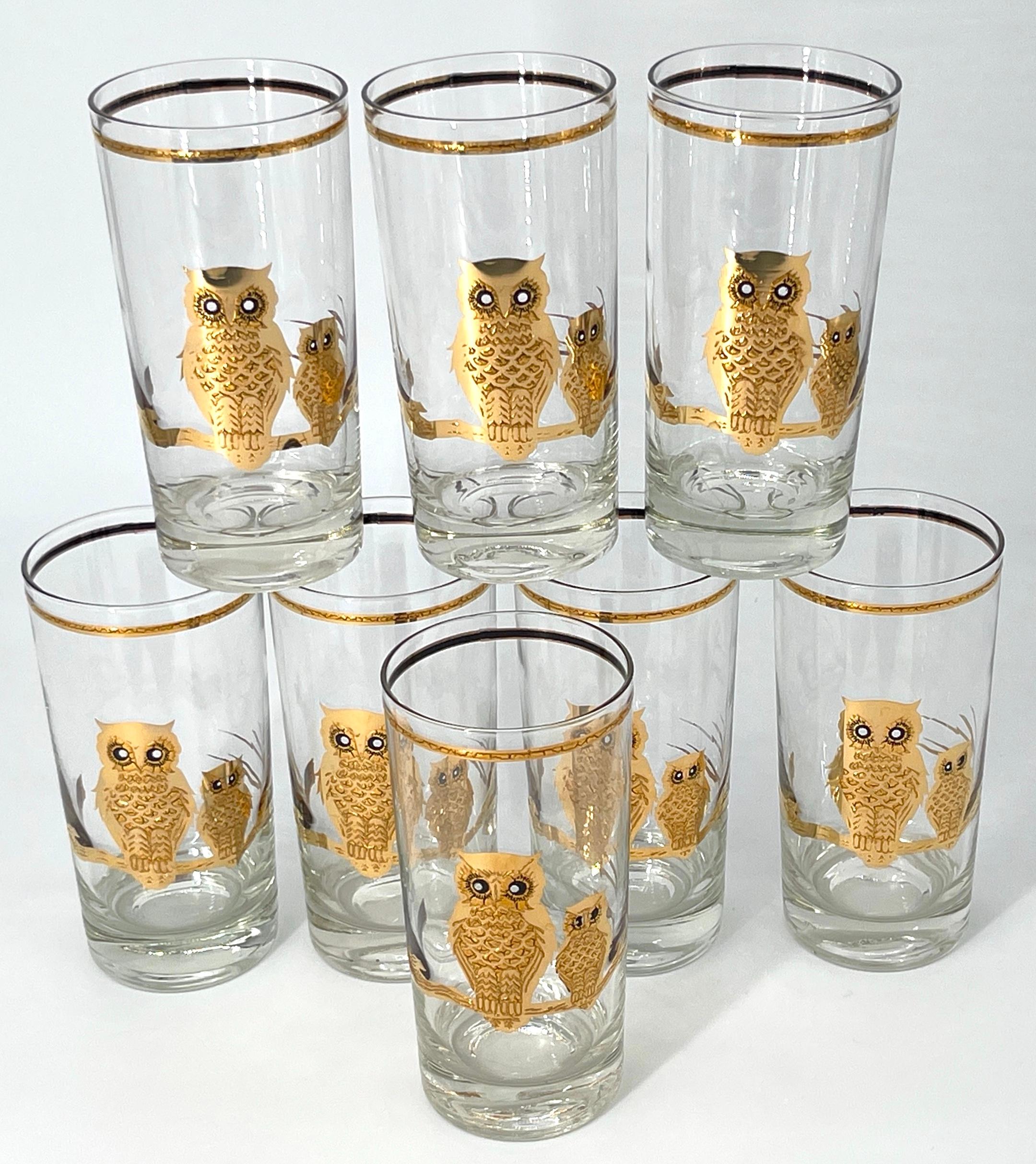 8 Culver, signé Vintage Mid-Century Barware, 22K Gilded Gold Owls, Highball Tumbler Drinking Glasses, 
USA, Circa 1950s

Un ensemble de 8 verres Vintage By highball/tall, de véritables joyaux de l'ère du milieu du siècle. Fabriquées aux États-Unis