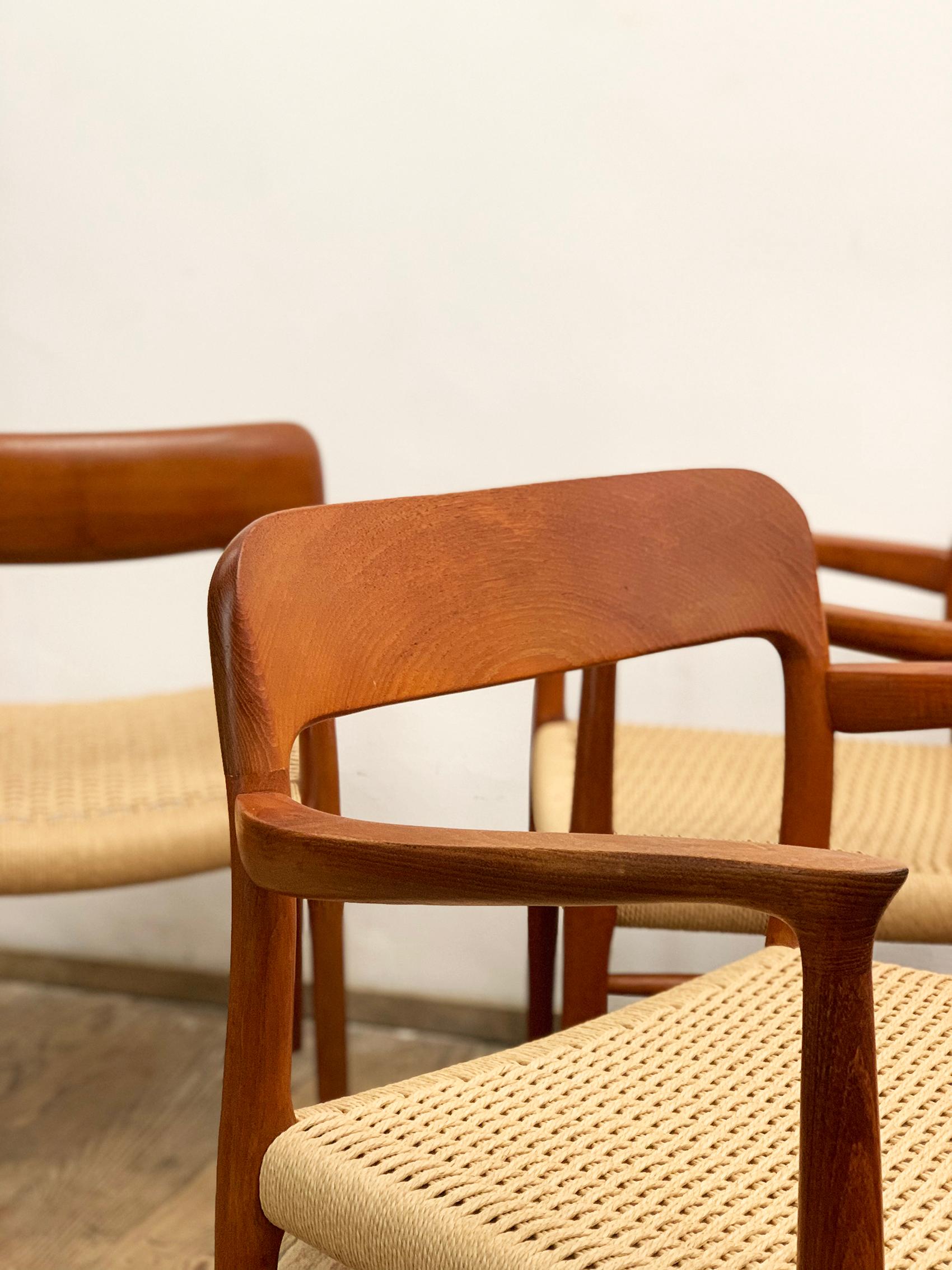 8 Mid-Century Teak Dining Chairs  No.56 & 75 by Niels O. Møller for J. L. Moller For Sale 3