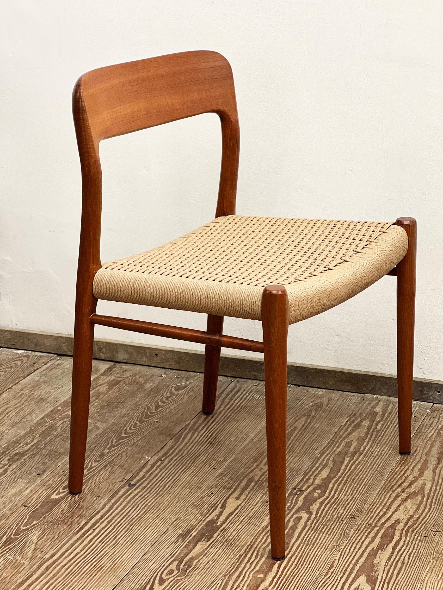 8 Mid-Century Teak Dining Chairs  No.56 & 75 by Niels O. Møller for J. L. Moller For Sale 12