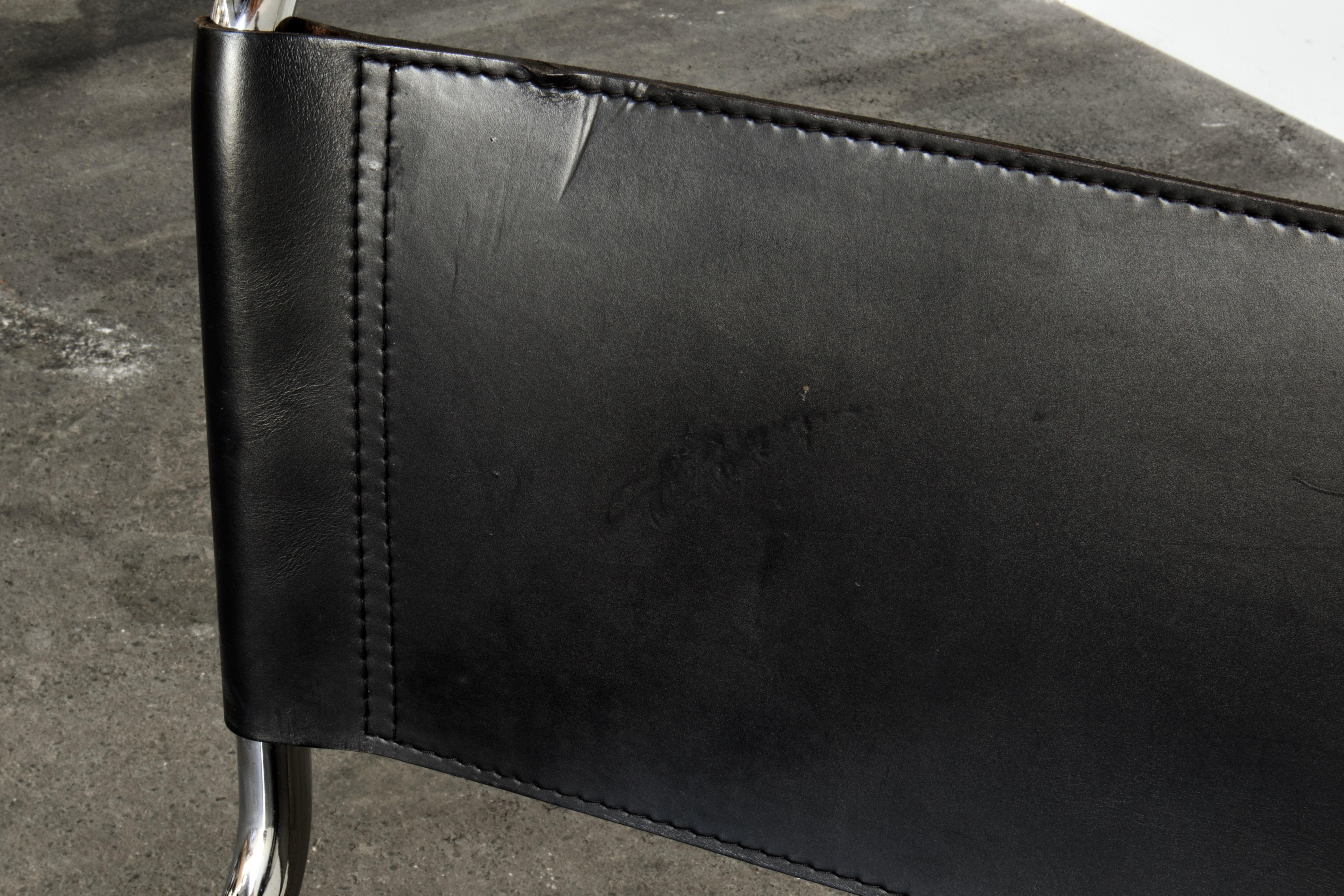 8 Chaises luge Mies van der Rohe en chrome et cuir noir années 1980 en vente 3