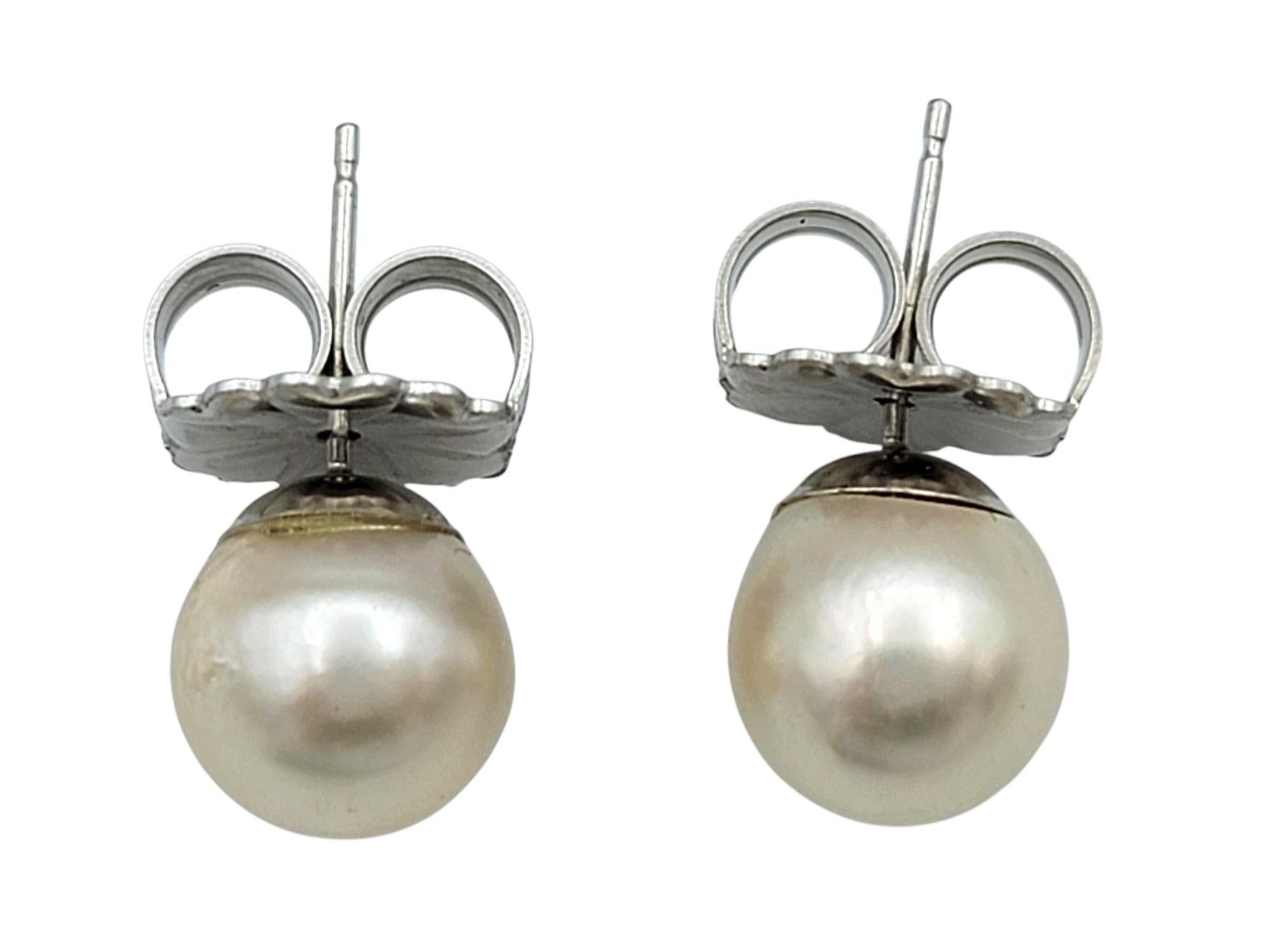Orecchini con perle d'acqua dolce cinese da 8 mm in oro bianco 14 carati In condizioni buone in vendita a Scottsdale, AZ