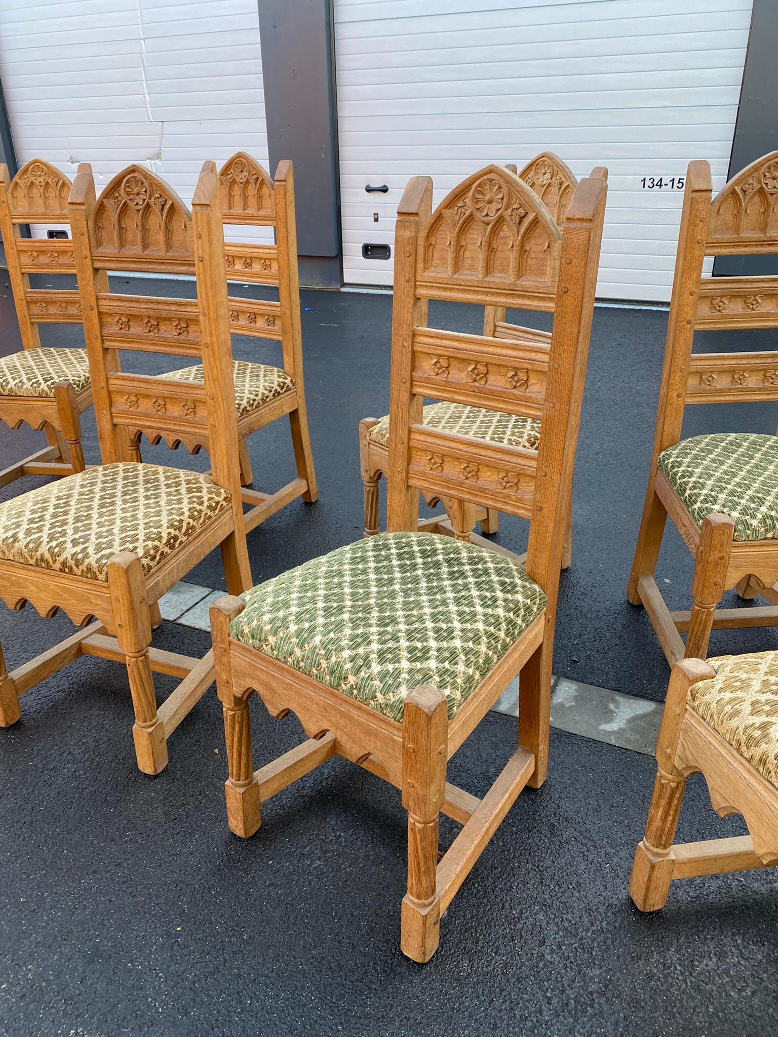Mid-20th Century 8 Neogothic Chairs in Oak circa 1950 For Sale