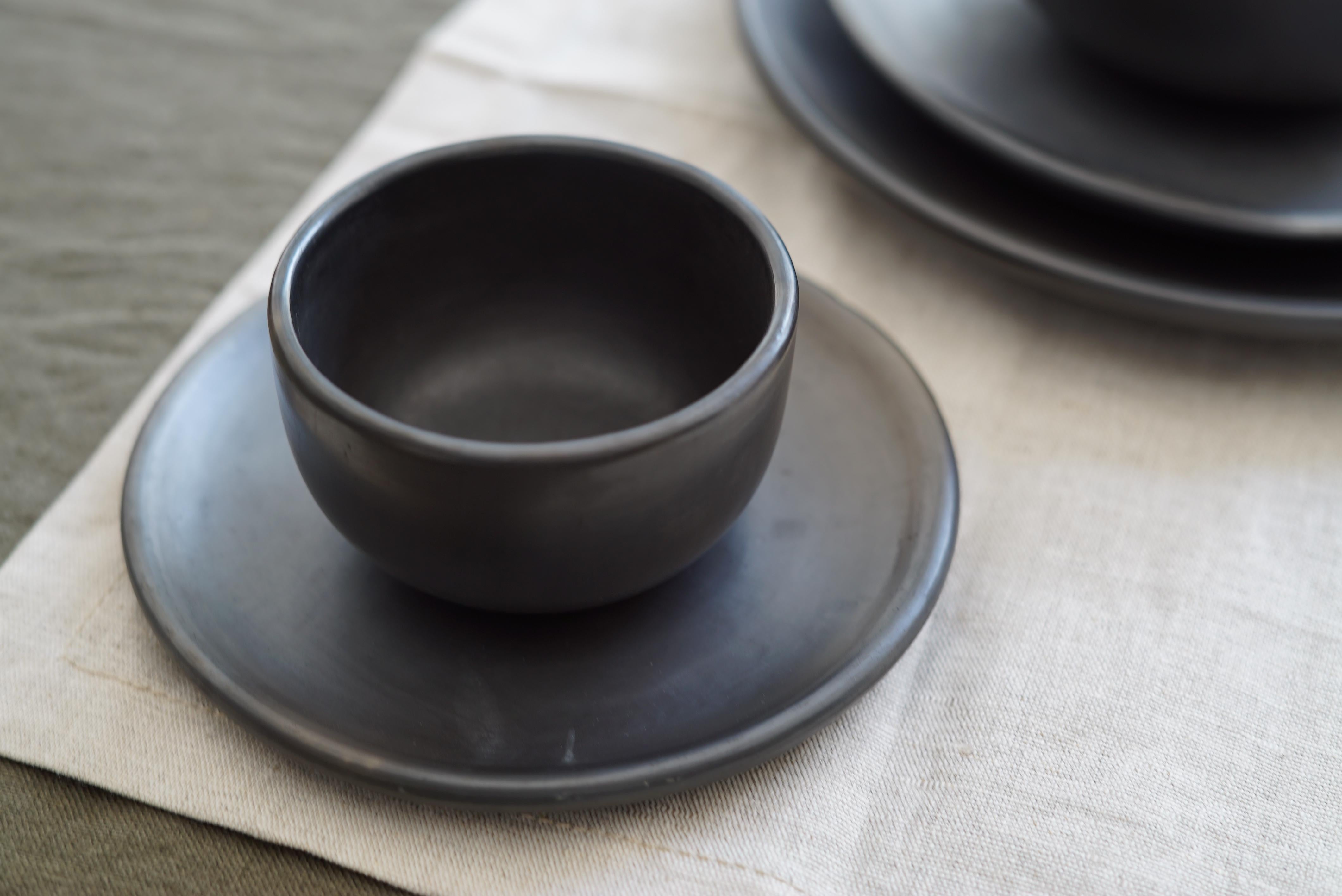 Fired 8 Oaxacan Black Clay 15cm Plates Handmade Tableware Burnished Barro Oaxaca For Sale