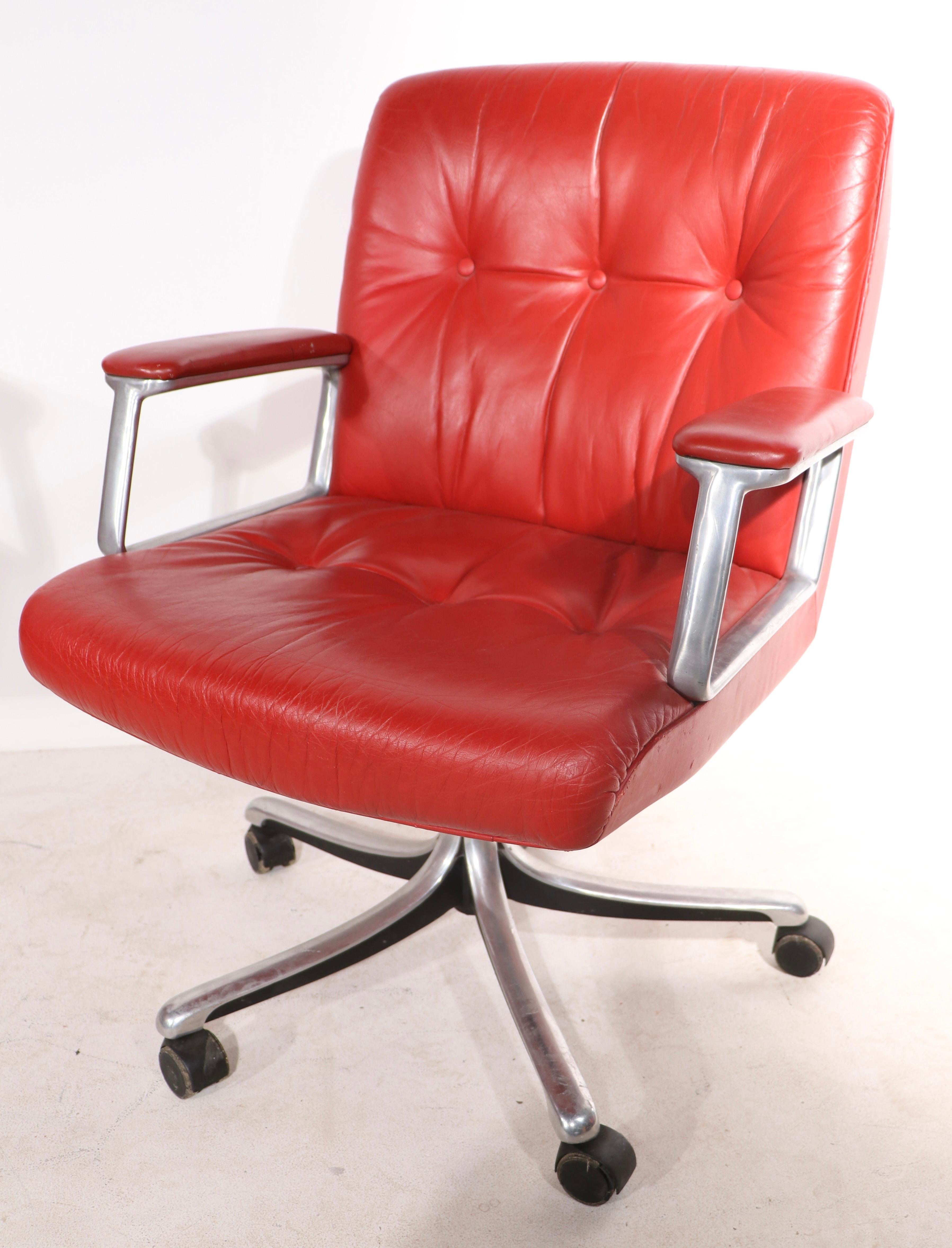 8 P128 Borsani Swivel Desk Chairs in Lipstick Red Leather Upholstery  6