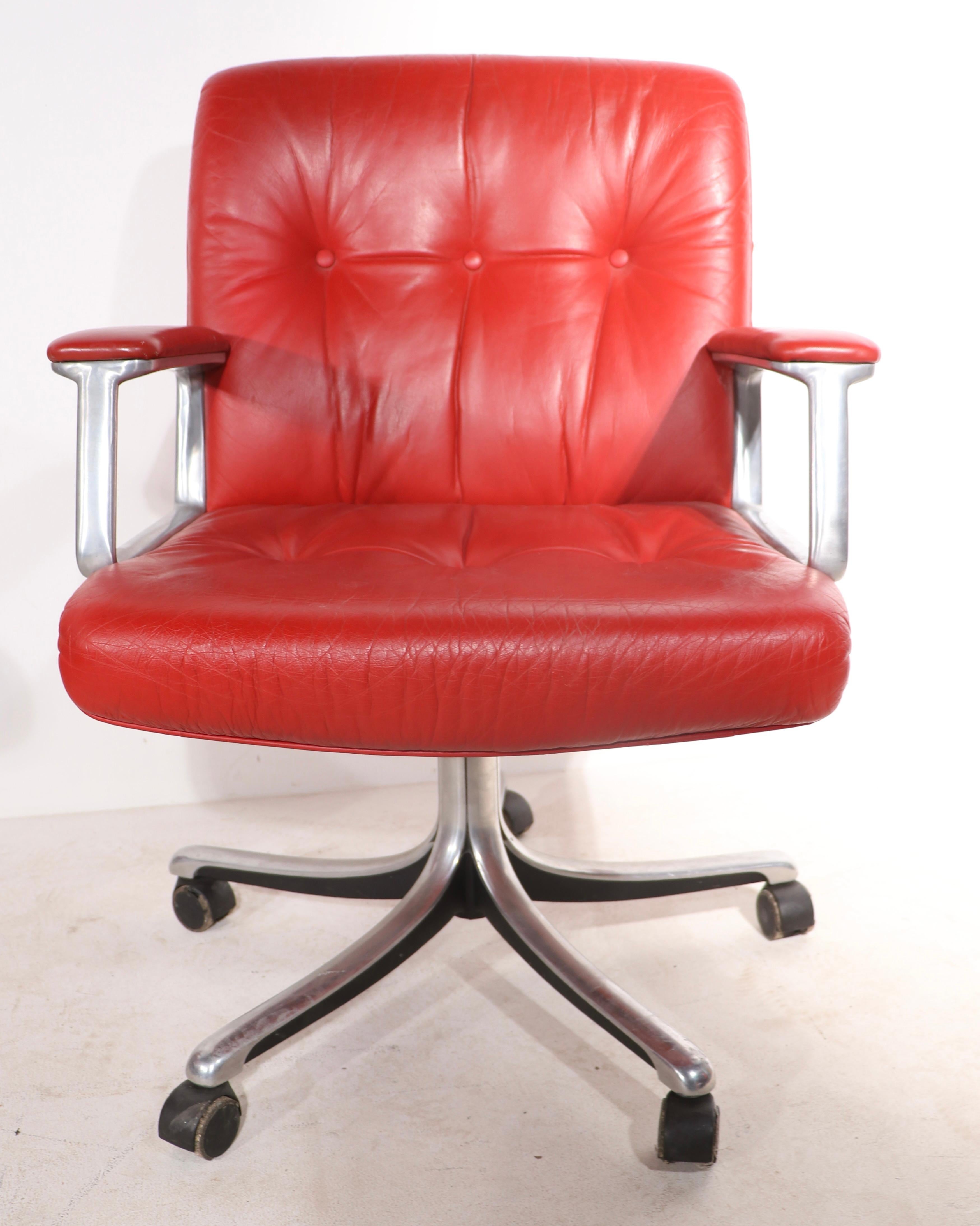 8 P128 Borsani Swivel Desk Chairs in Lipstick Red Leather Upholstery  7