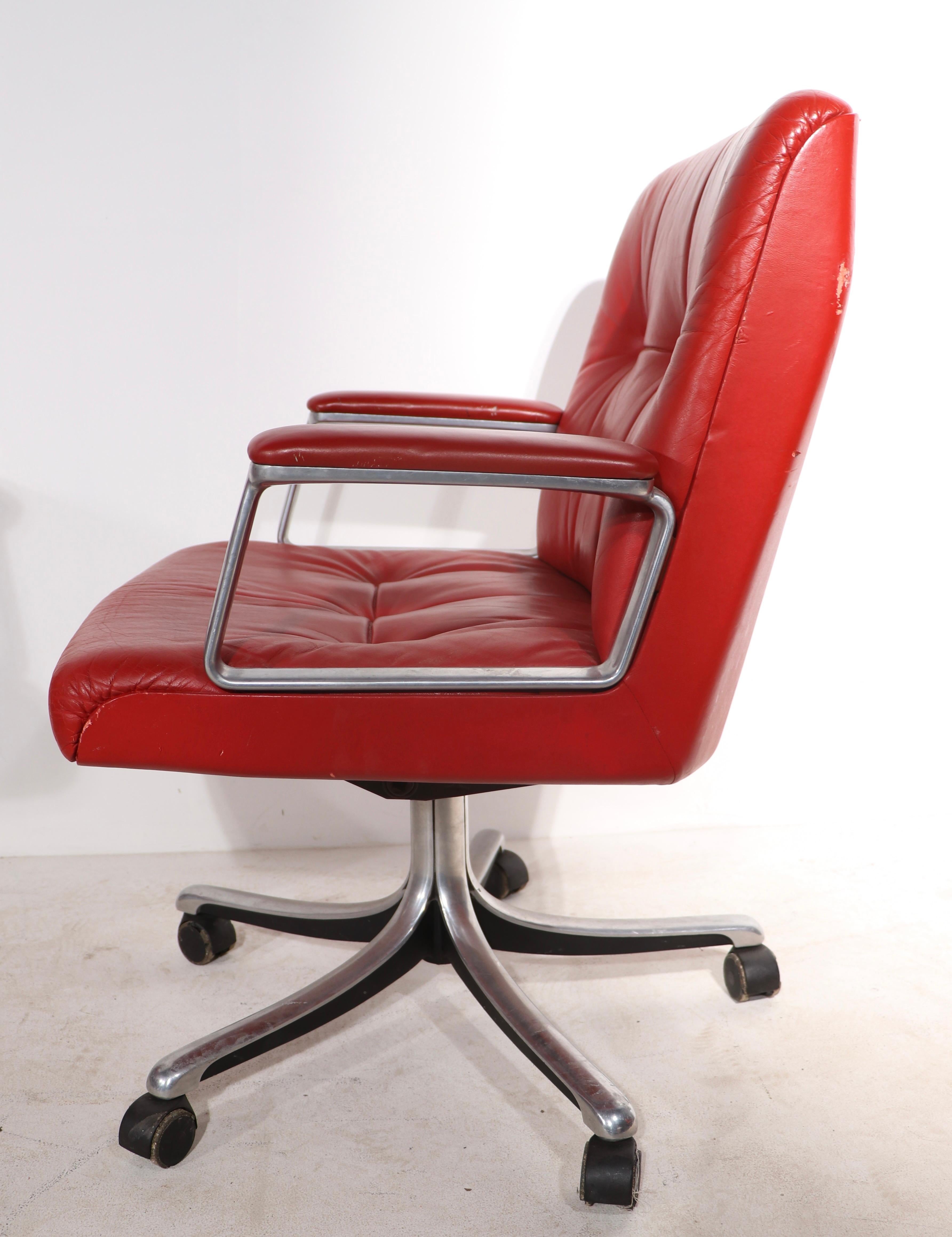 8 P128 Borsani Swivel Desk Chairs in Lipstick Red Leather Upholstery  8