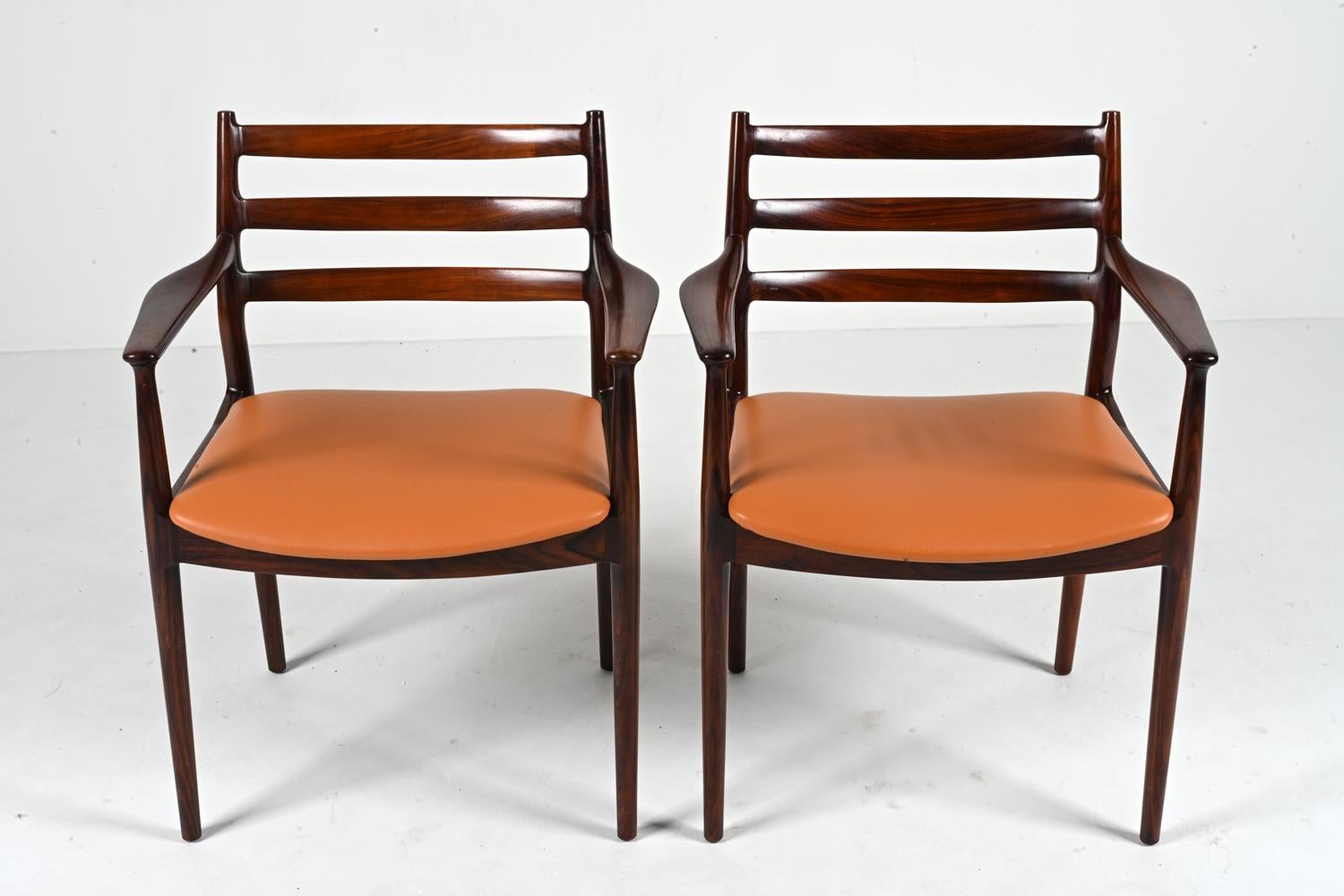 '8' Rare Rosewood Dining Armchairs Attributed to Arne Vodder for Cado, Denmark In Good Condition For Sale In Norwalk, CT