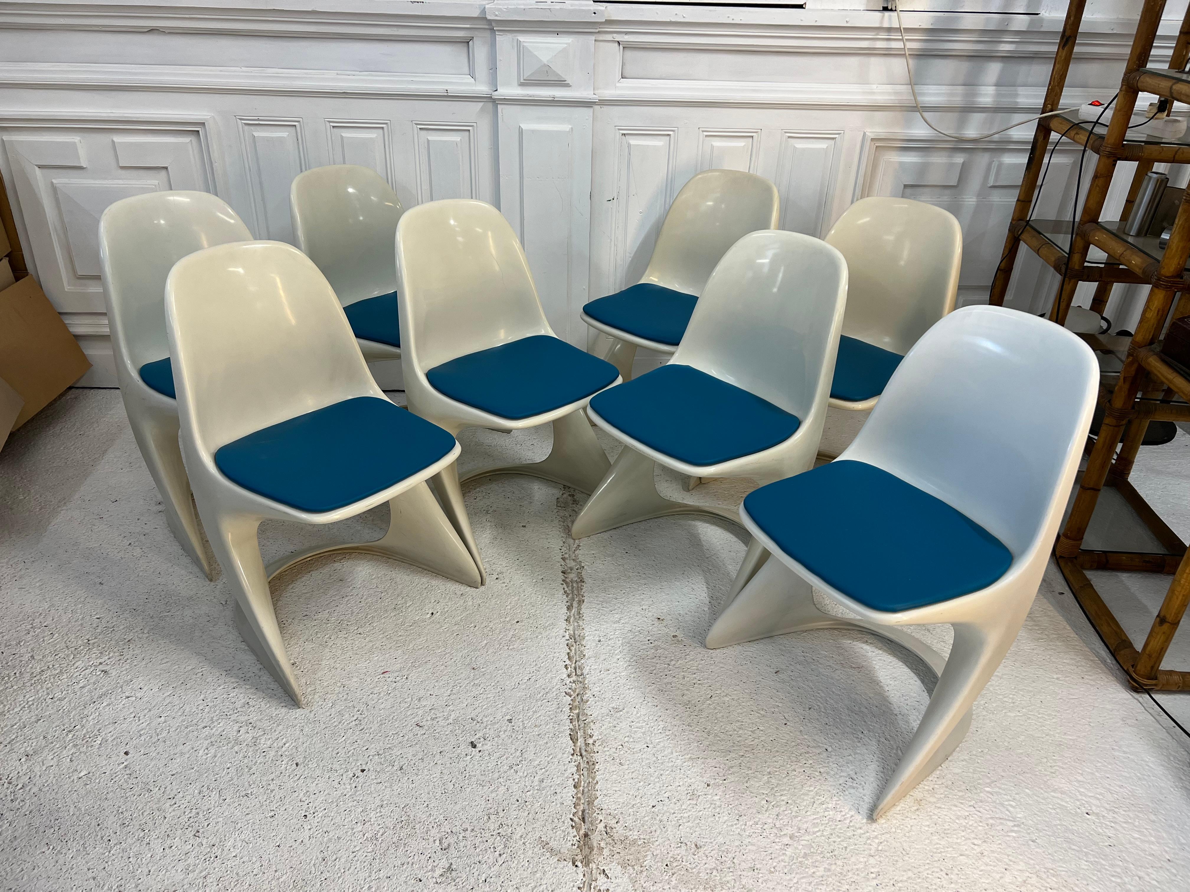 8 Chairs Casala , 1970’s Vintage  For Sale 5