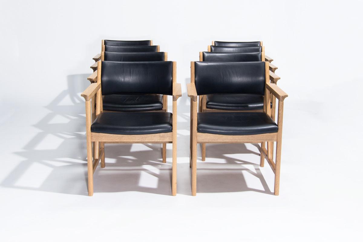 8 Scandinavain Dining Chairs in Oak by Soren Holst for Fredericia, Danish 1970's For Sale 4