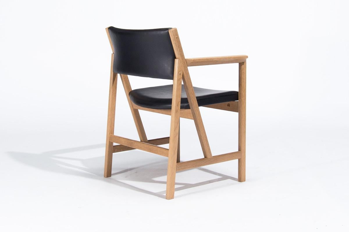 Leather 8 Scandinavain Dining Chairs in Oak by Soren Holst for Fredericia, Danish 1970's For Sale