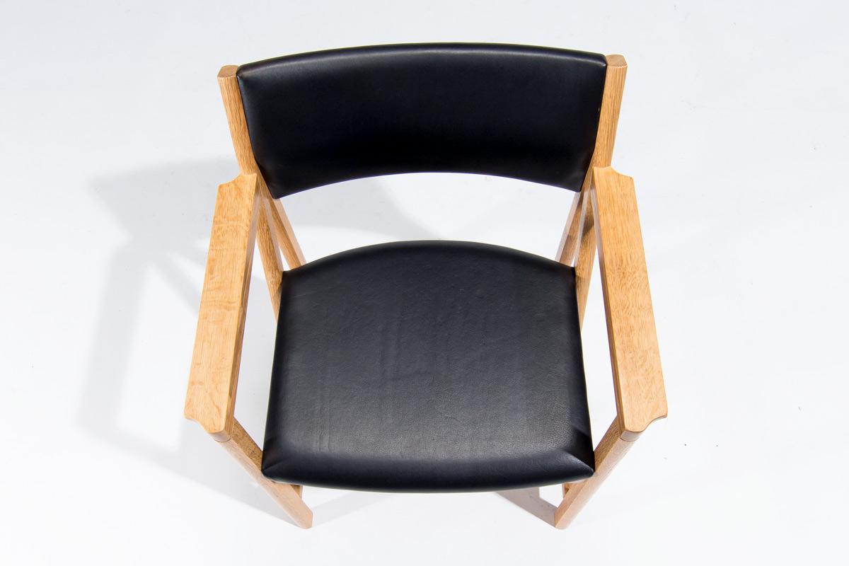 8 Scandinavain Dining Chairs in Oak by Soren Holst for Fredericia, Danish 1970's For Sale 1