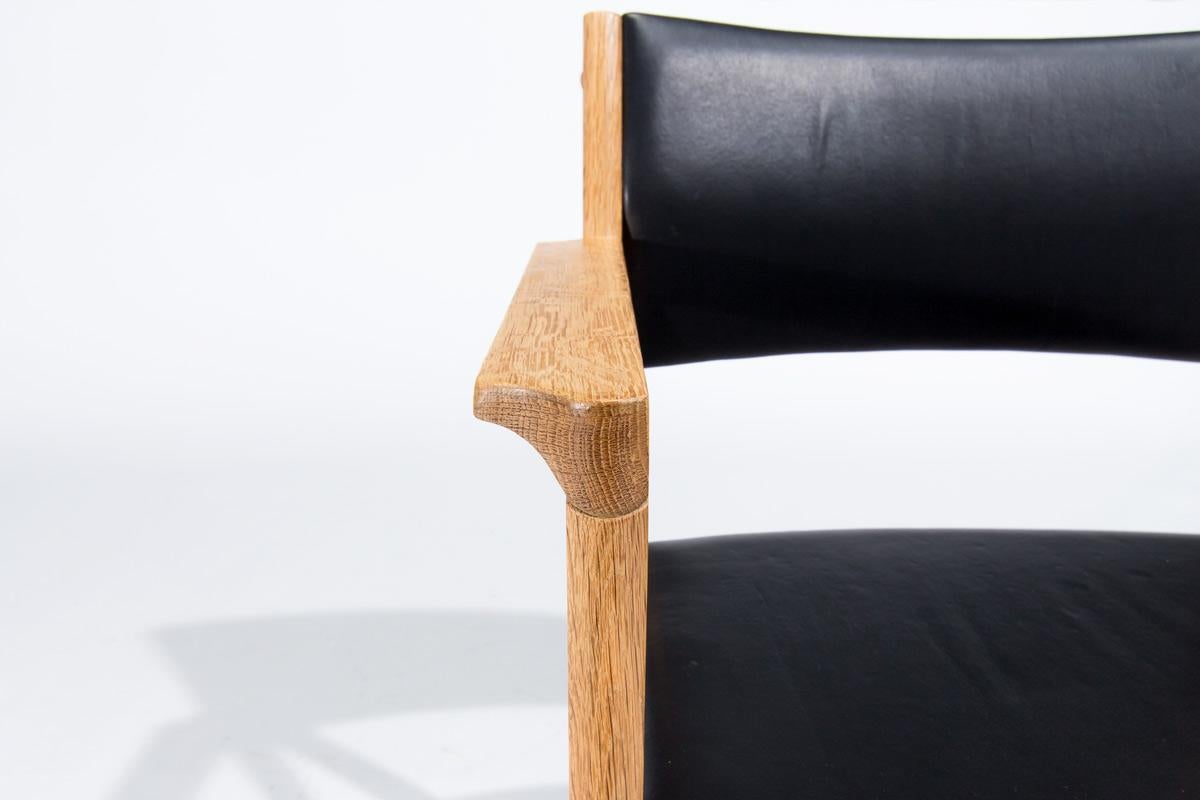 8 Scandinavain Dining Chairs in Oak by Soren Holst for Fredericia, Danish 1970's For Sale 2