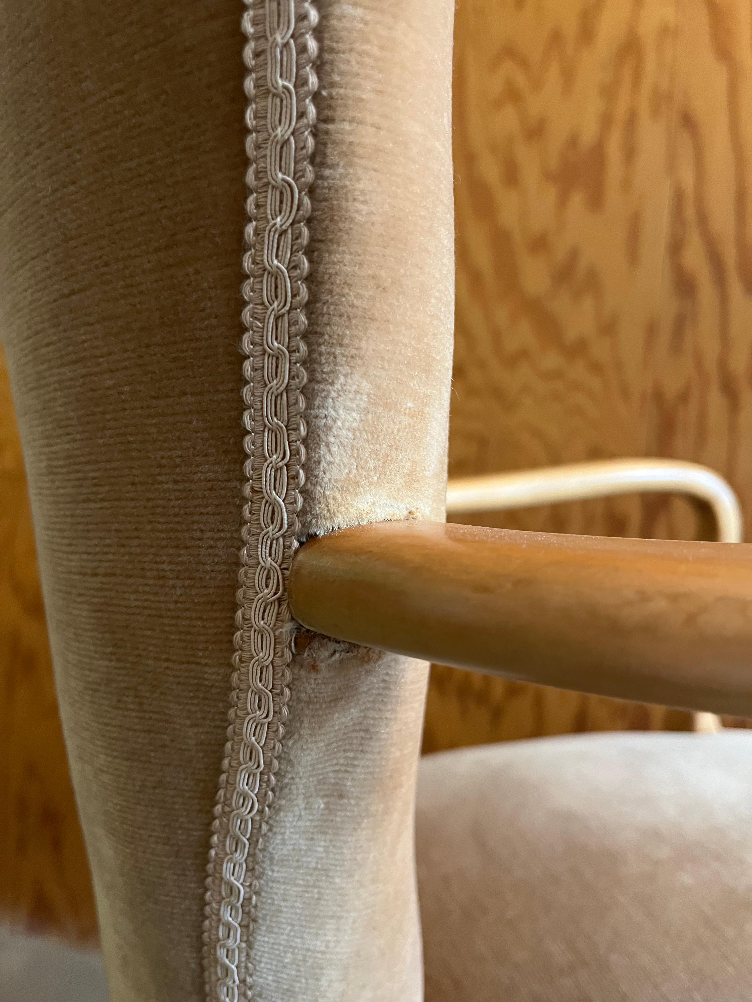 8 wood and fabric dining room chairs - Dassi Modern Furniture - 1960s For Sale 3