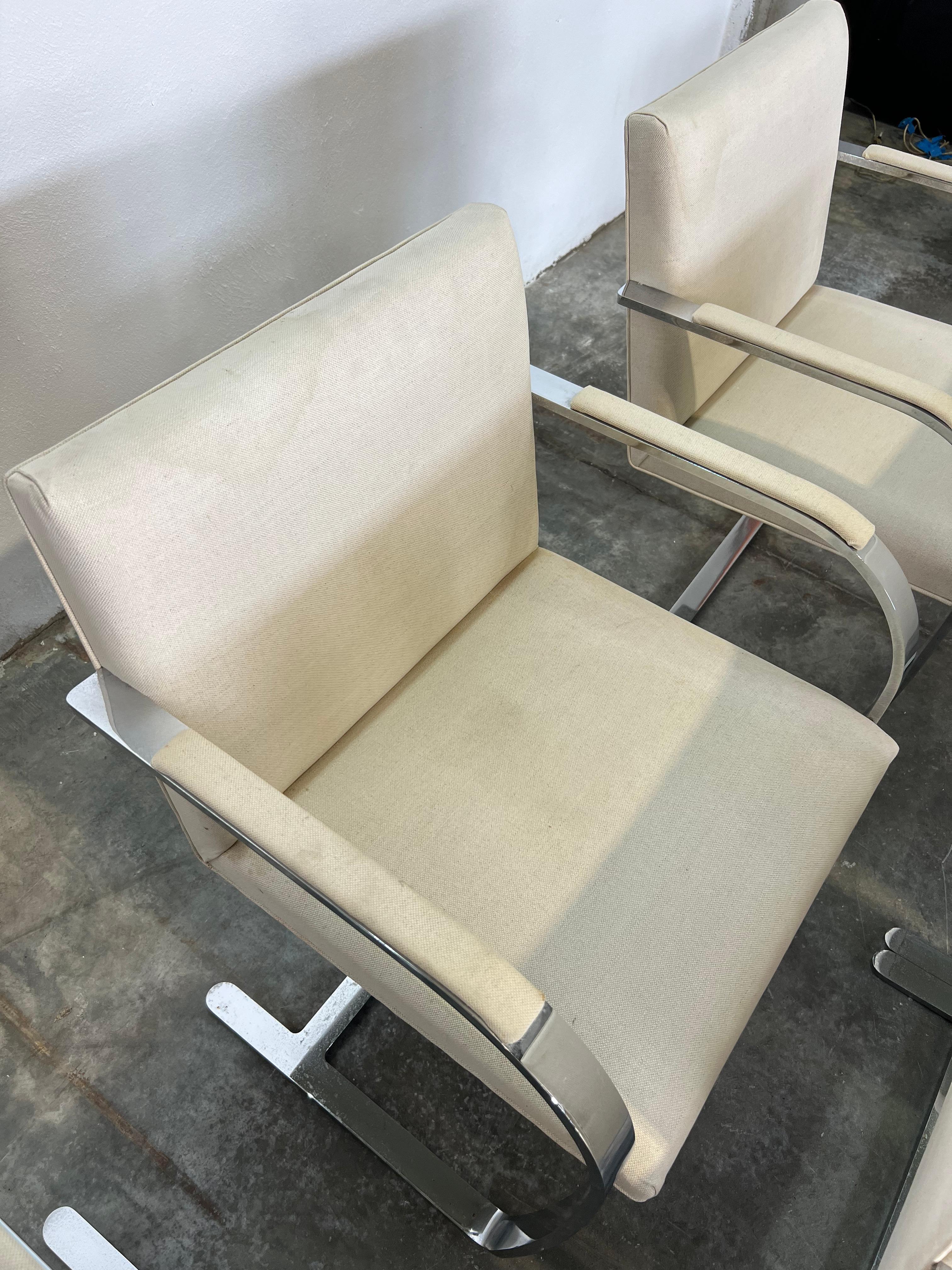 8 sedie modello Brno Knoll International 3