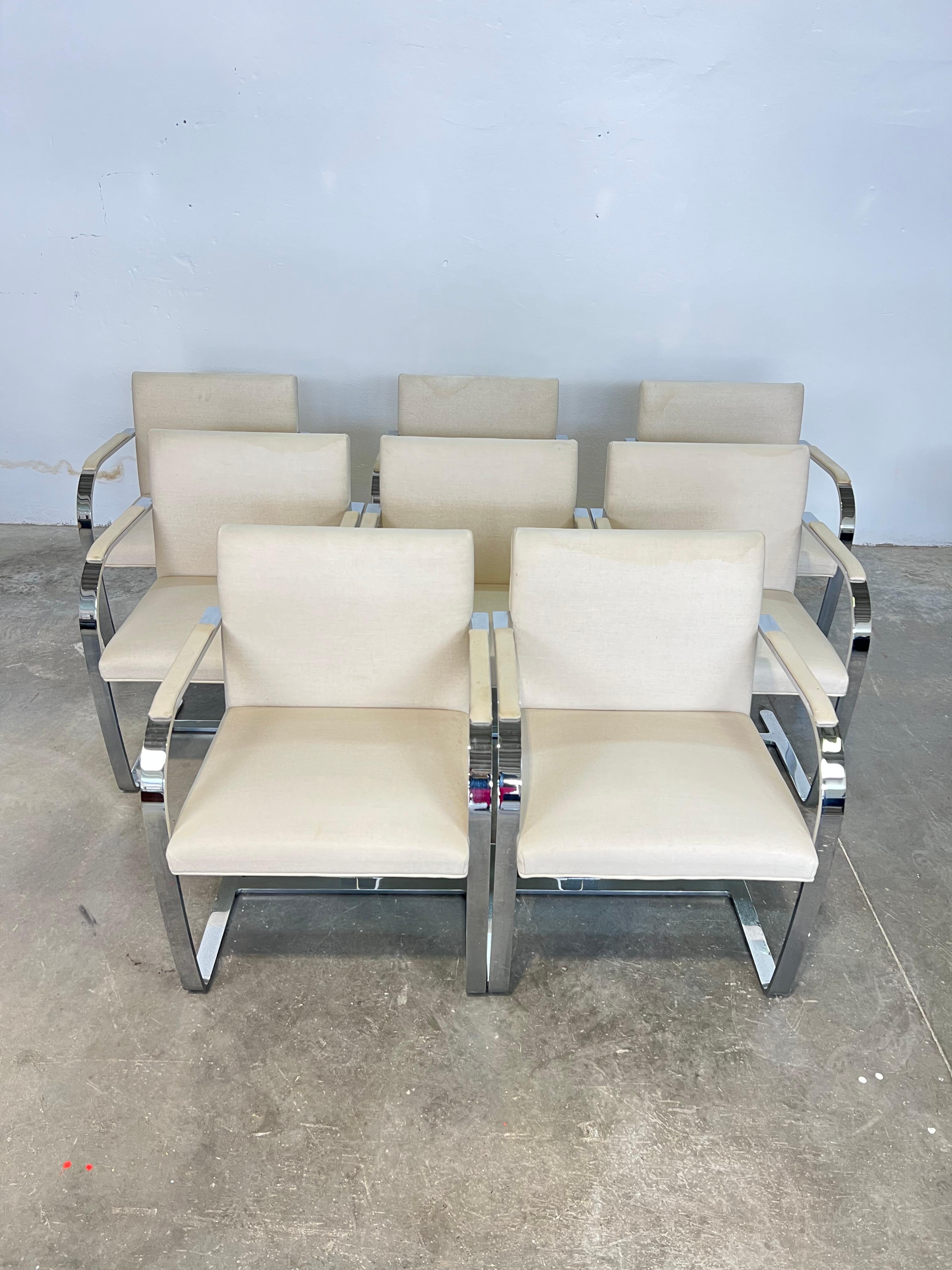 Mid-Century Modern 8 sedie modello Brno Knoll International