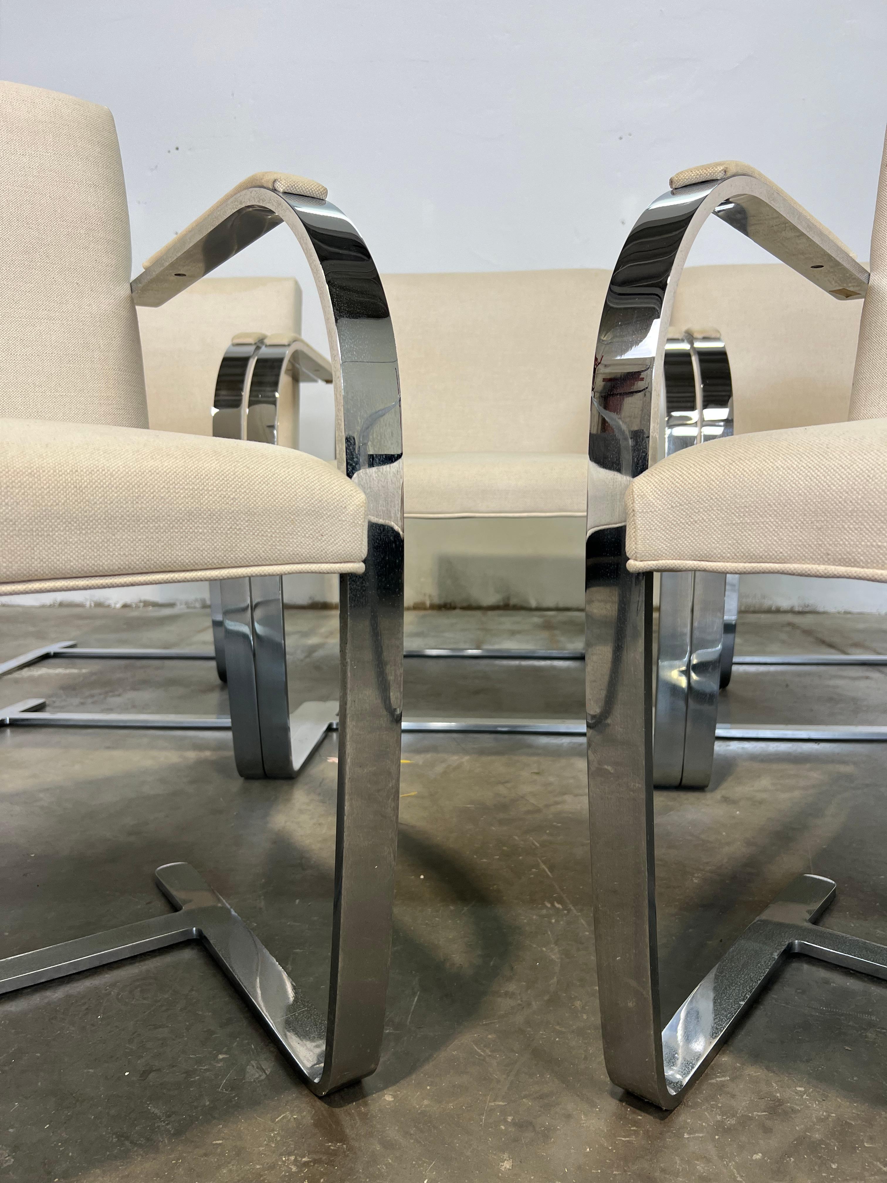 Late 20th Century 8 sedie modello Brno Knoll International