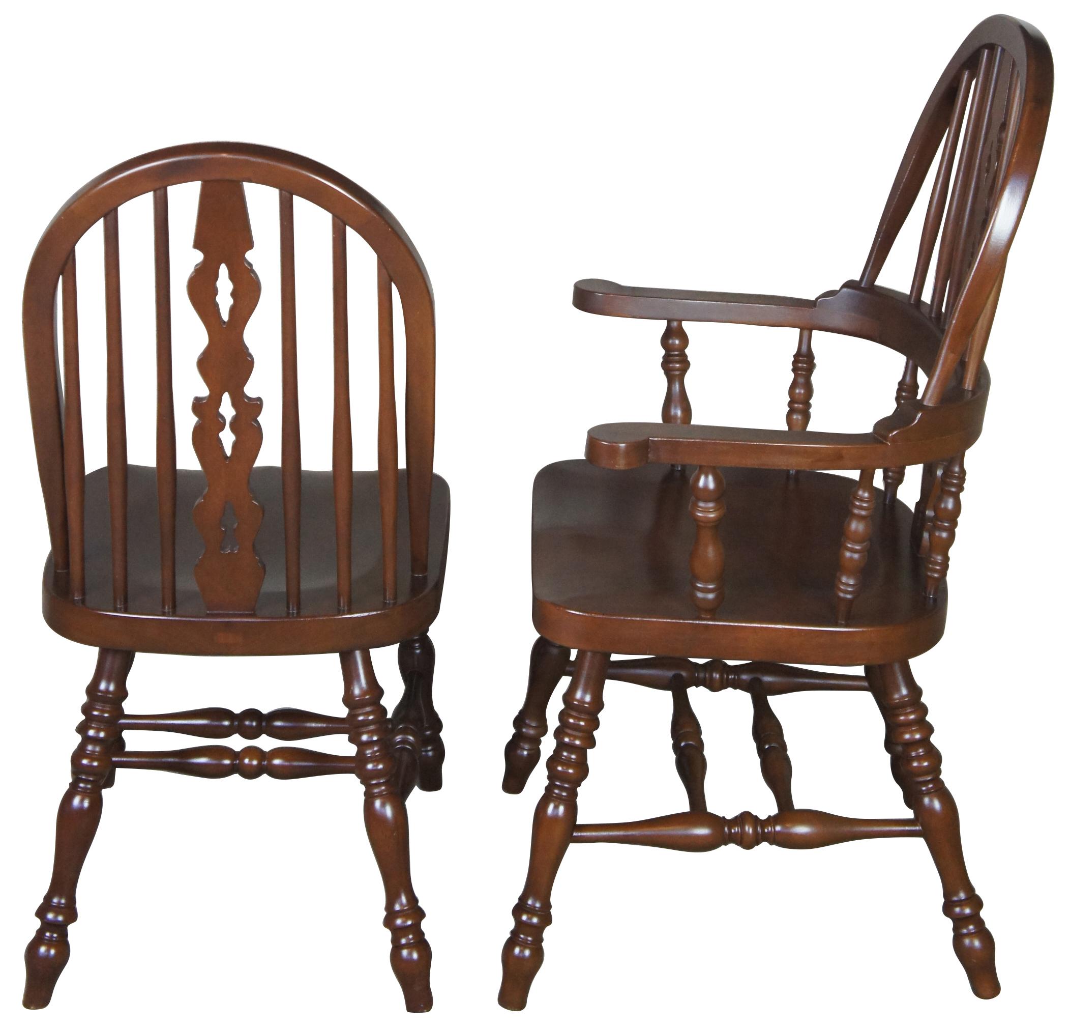 8 Solid Mahogany English Windsor Style Spindle Back Dining Chairs In Good Condition In Dayton, OH