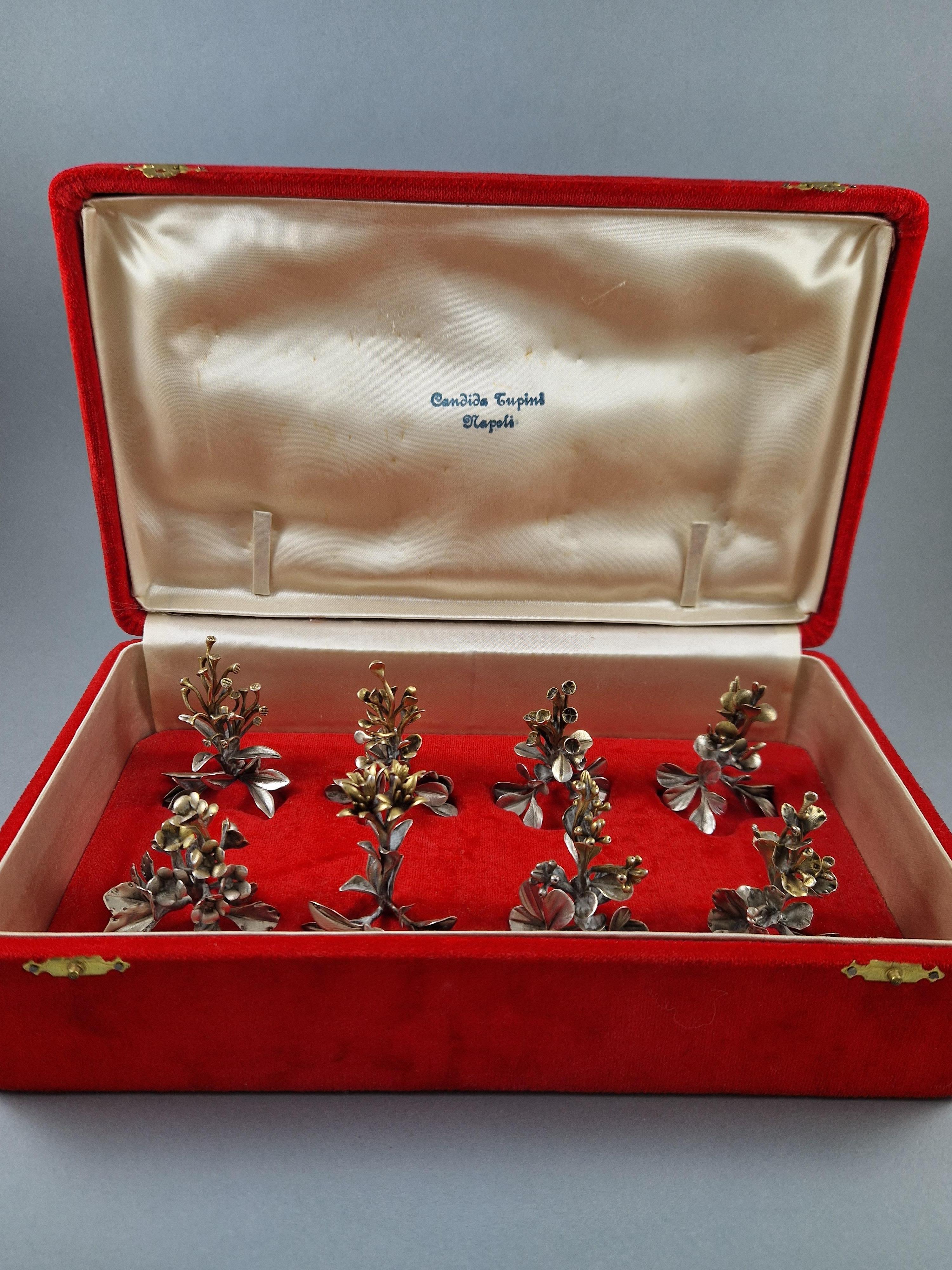 Late 20th Century 8 Solid Silver Flowers Place Card Holders