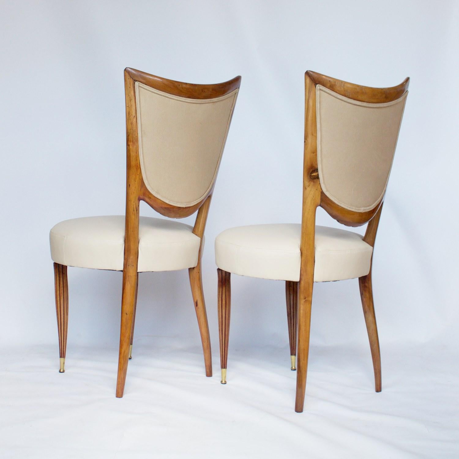 8 Solid Walnut Italian Art Deco Dining Chairs Upholstered in Cream Leather In Good Condition In Forest Row, East Sussex