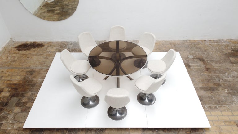 8 Space Age Swivel Dining Chairs, Cast Aluminum Tulips Base and New Upholstery For Sale 7