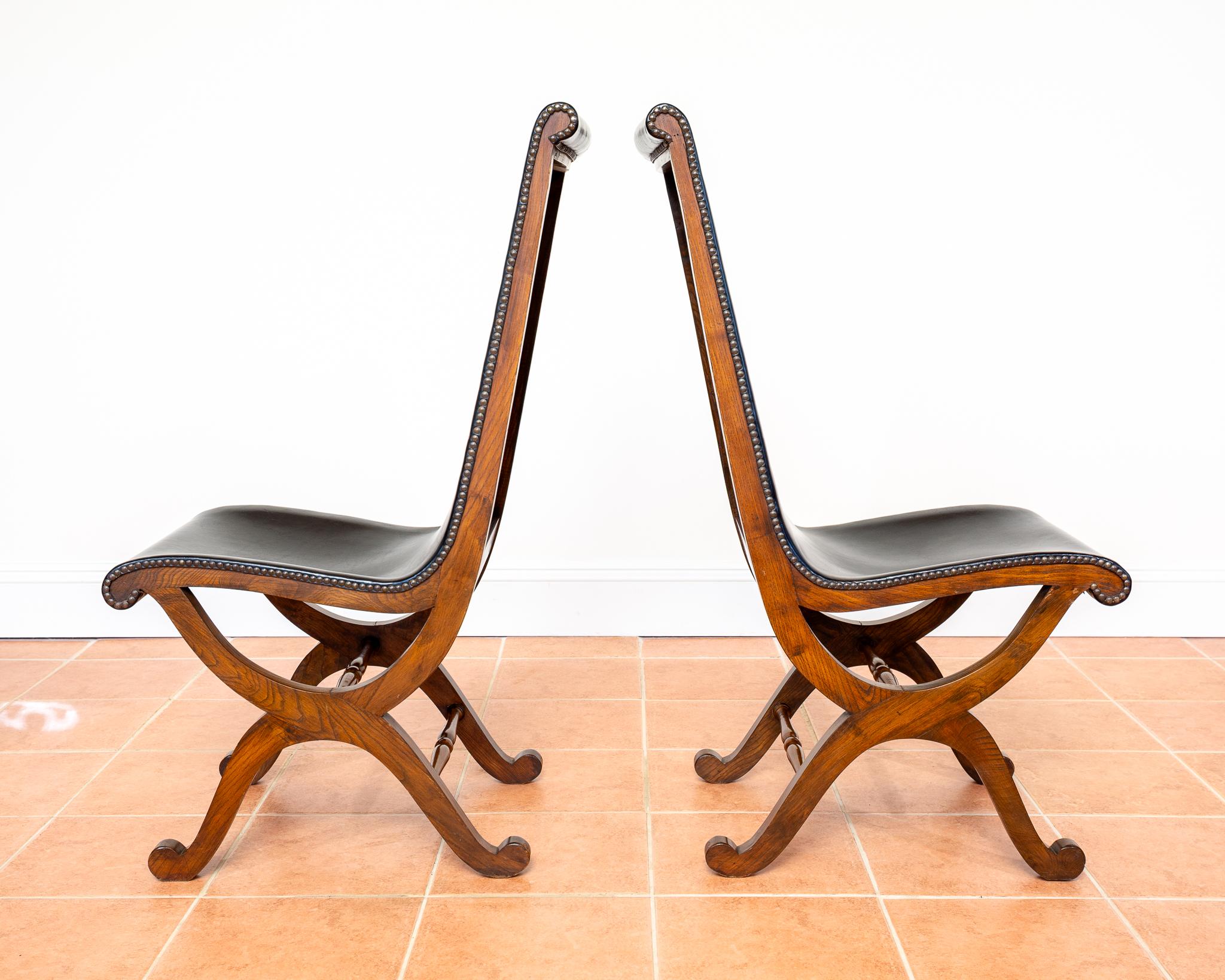 8 Sedie da pranzo in pelle di Oak spagnolo Pierre Lottier Valmazan Mid Century In condizioni buone in vendita a London, GB