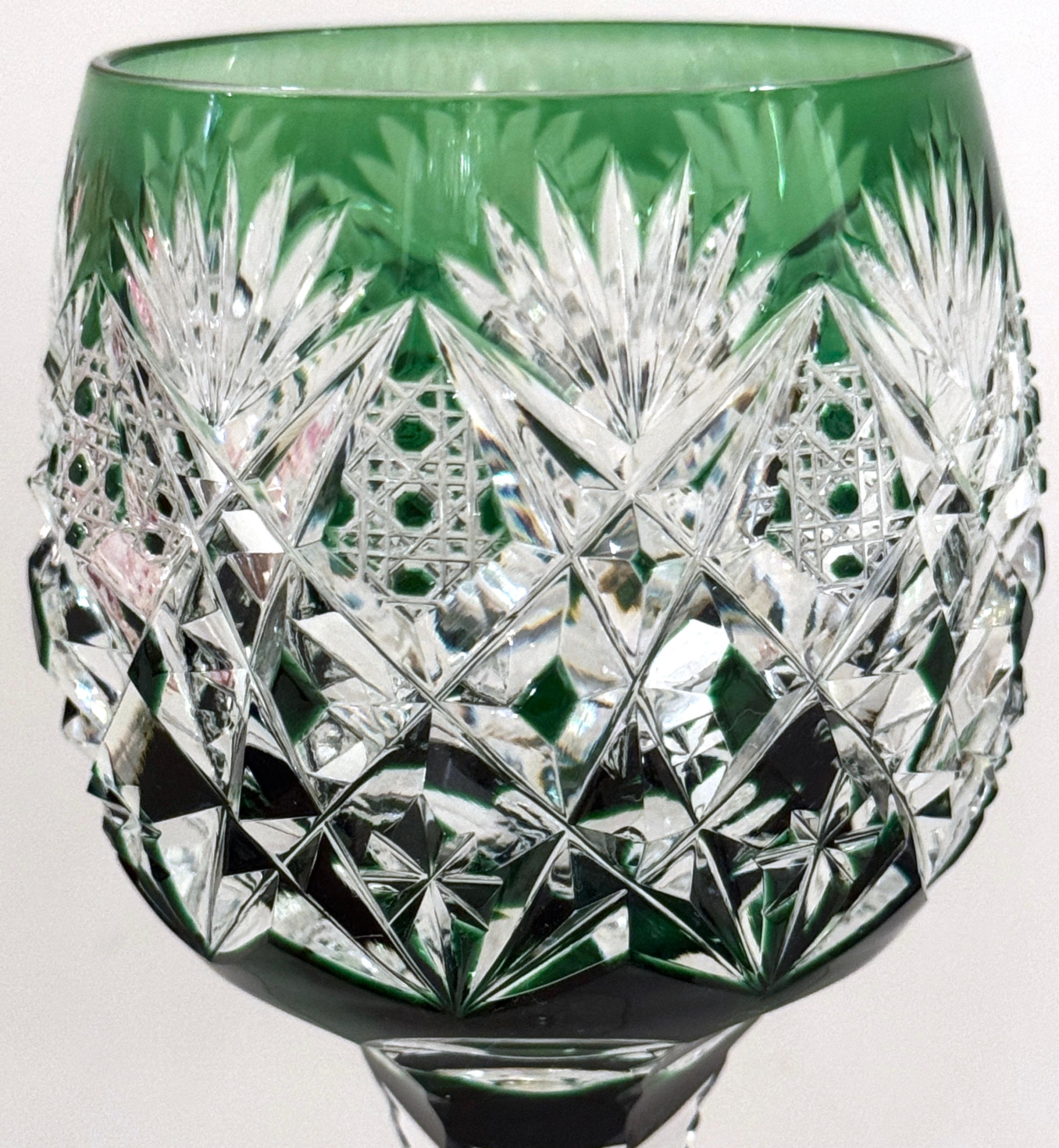 XX secolo 8 calici di cristallo St. Louis Crystal Cut Florence Pattern Cut to Clear Gemstone in vendita