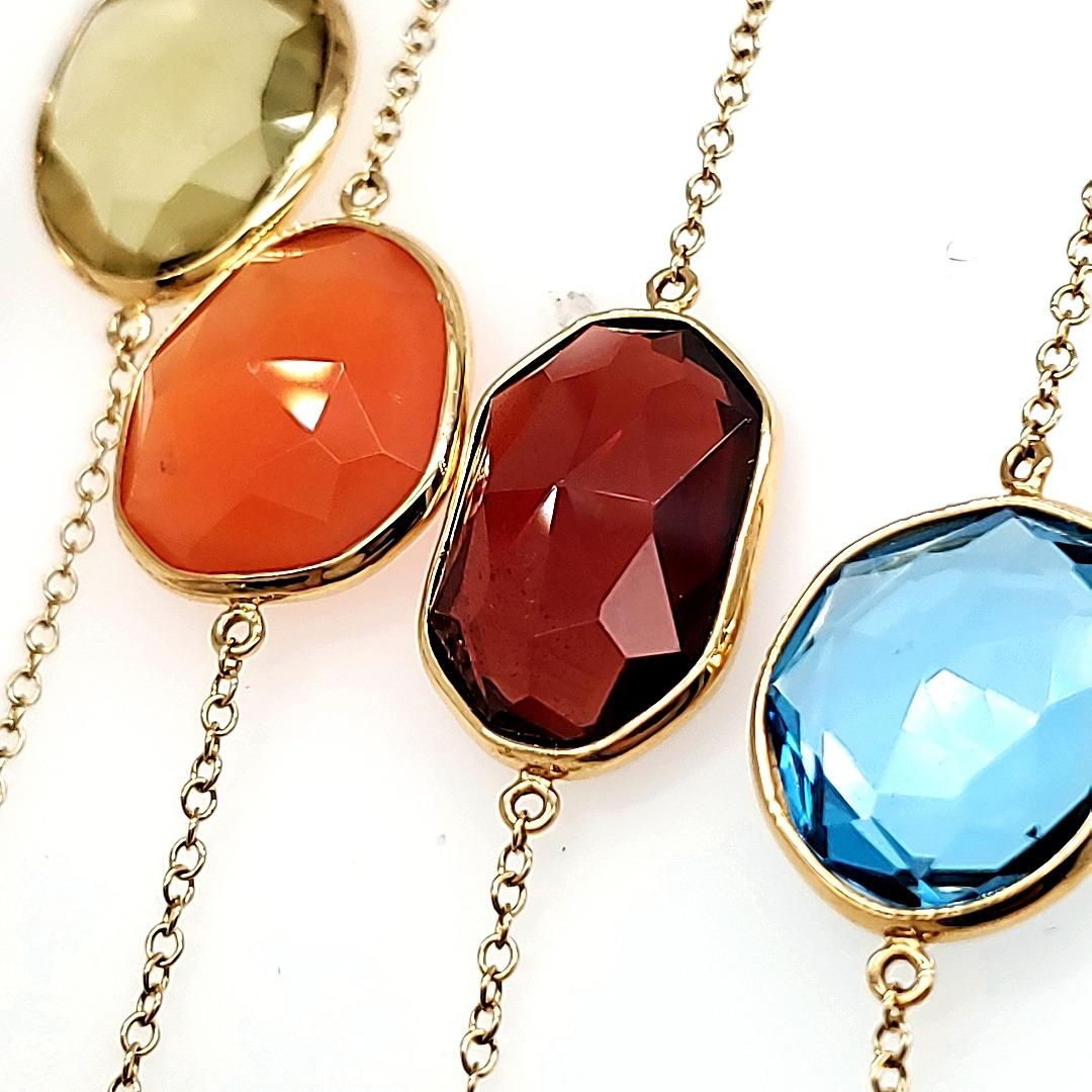 Mehrfarbige Halskette mit 8 Steinen aus 18 Karat Gold Damen im Angebot