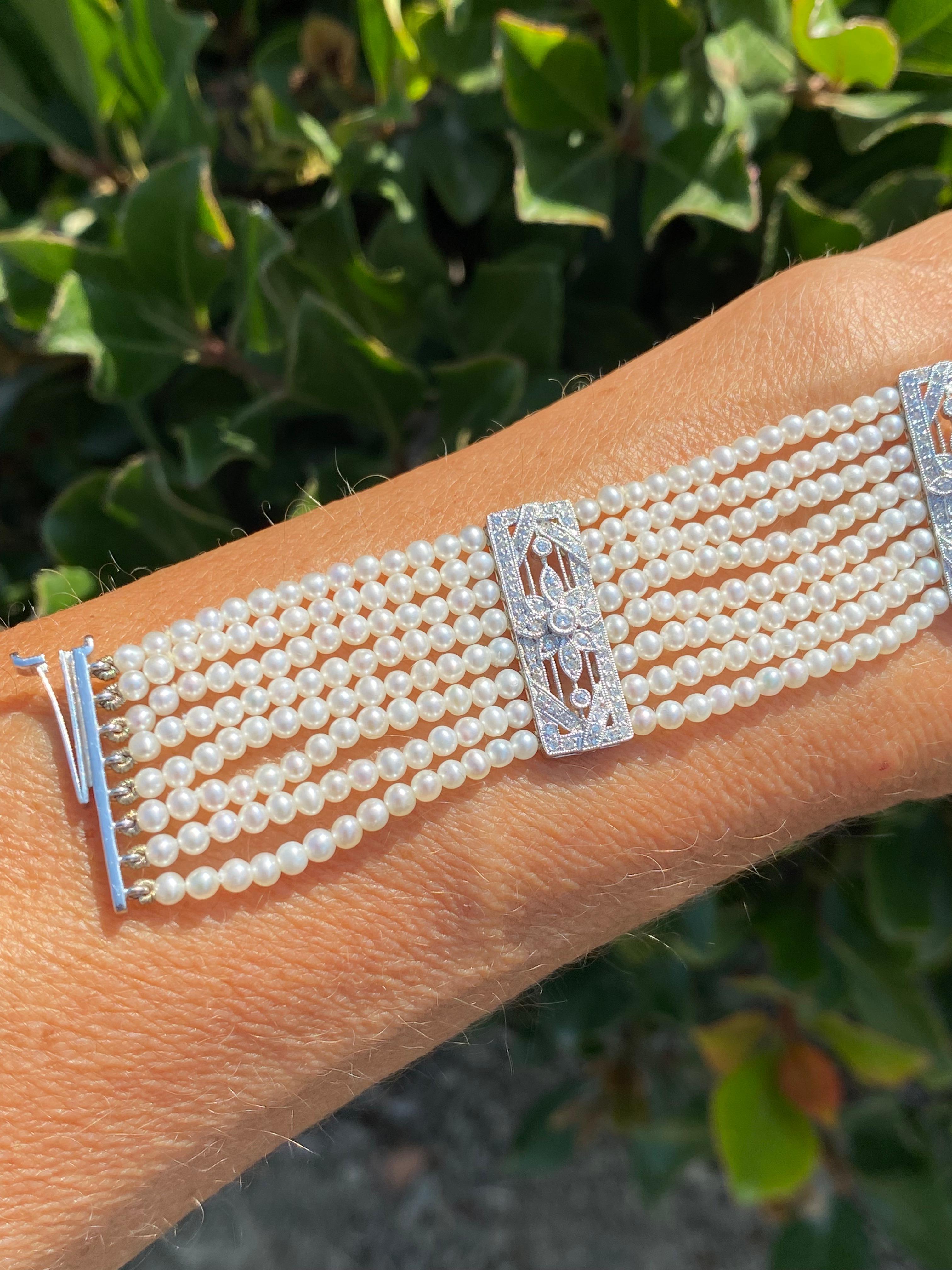 Bracelet de 8 brins de perles et de diamants en platine de qualité AAA, couleur VS F-G Excellent état - En vente à Laguna Hills, CA