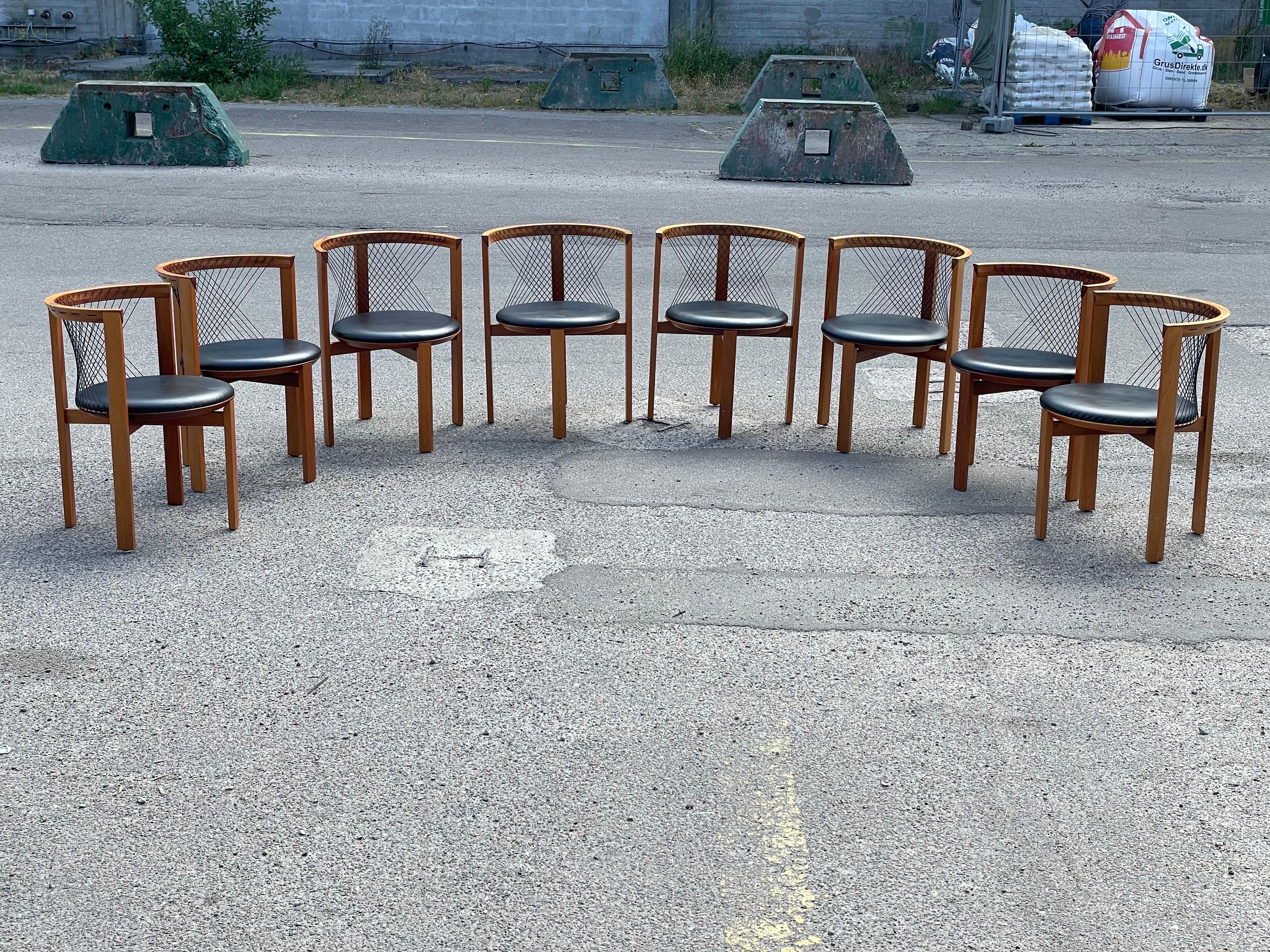 8 String Dining Chairs by Niels Jørgen Haugesen for Tranekaer Denmark, 1970s In Good Condition For Sale In Copenhagen, DK