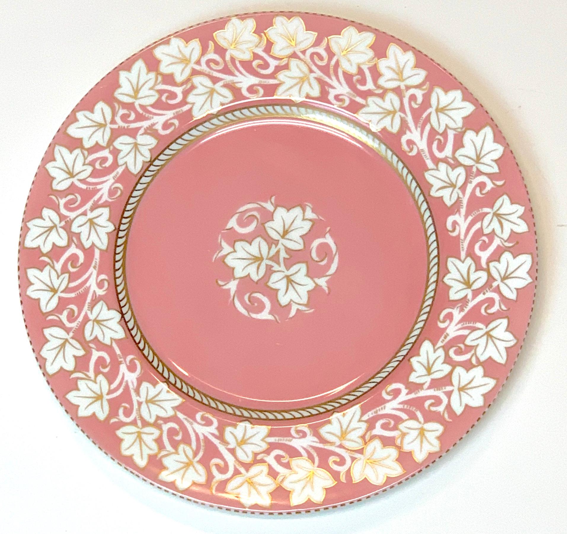 8 Stunning Hollywood Regency Wedgwood Pink Lustre Service Plates In Good Condition In West Palm Beach, FL