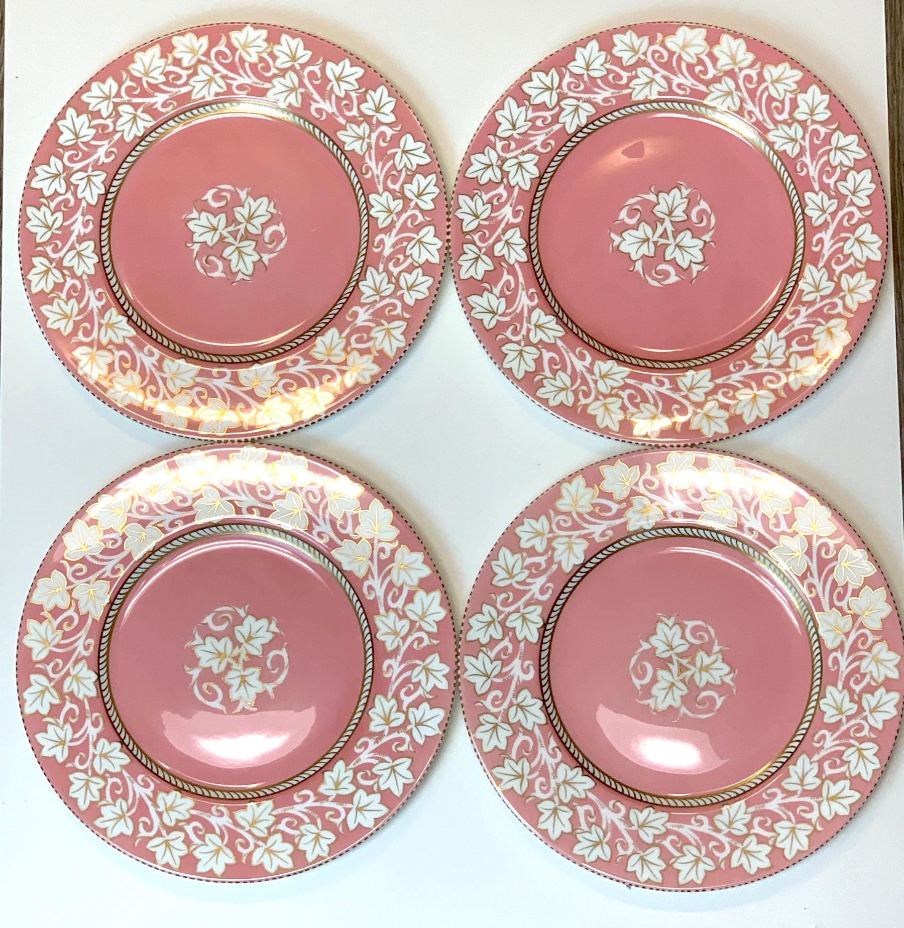 20th Century 8 Stunning Hollywood Regency Wedgwood Pink Lustre Service Plates