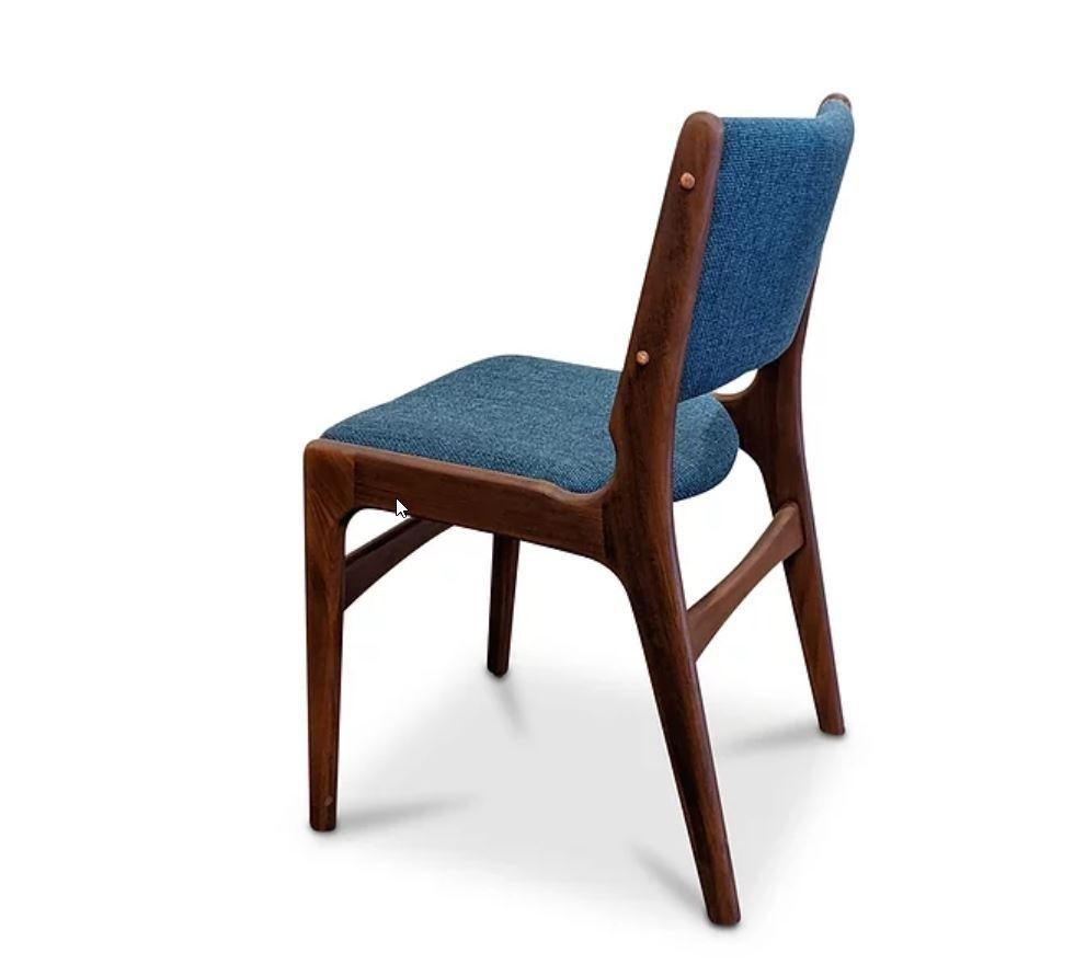 Scandinavian Modern 8 Teal Erik Buch Dining Chairs for Povl Dinesen '6765'