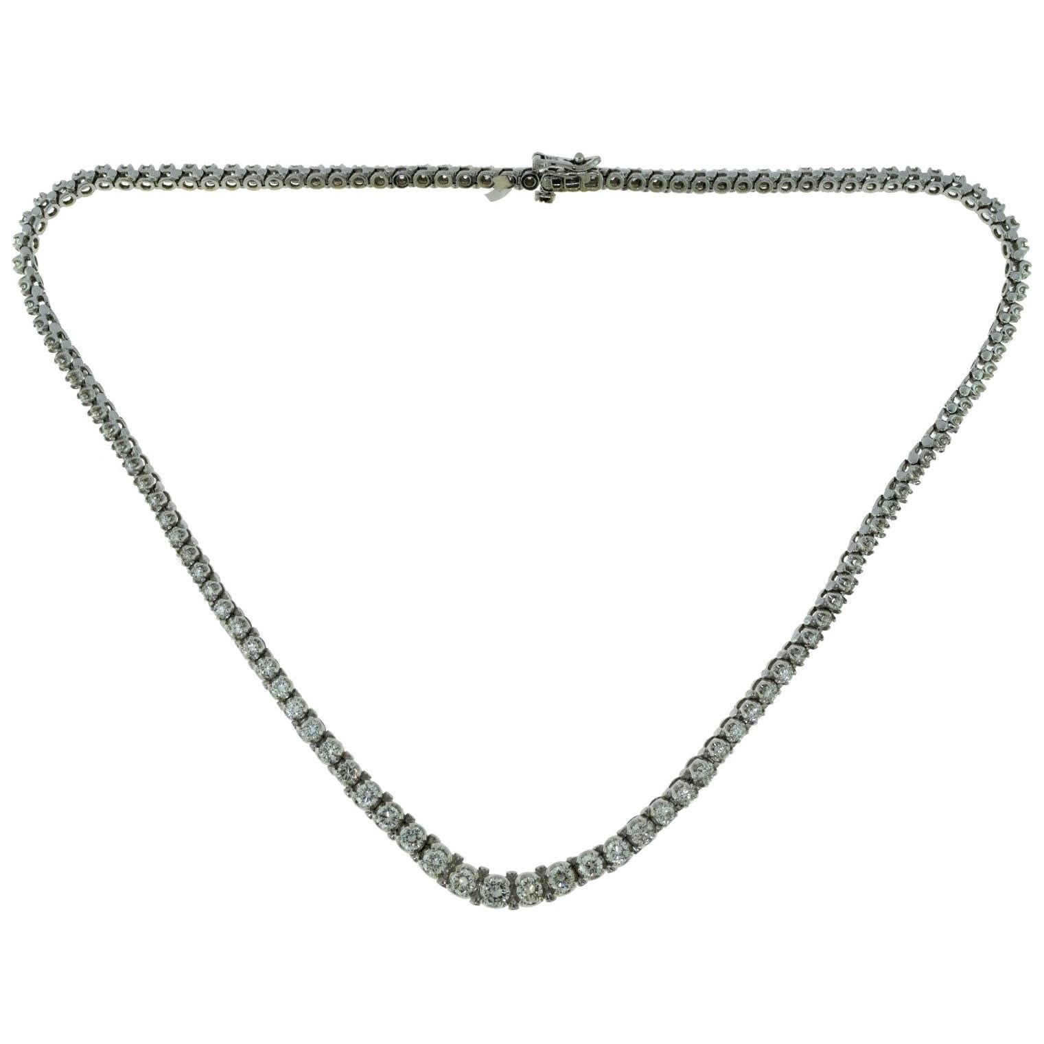 8 Total Carat Weight Diamond Graduated Tennis Necklace in White Gold