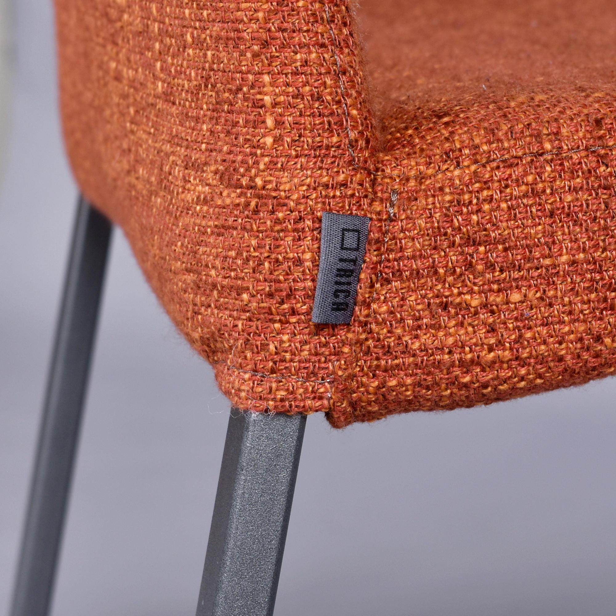 Acier 8 Trica Curvo Chaises de salle à manger modernes tapissées orange du Québec en vente