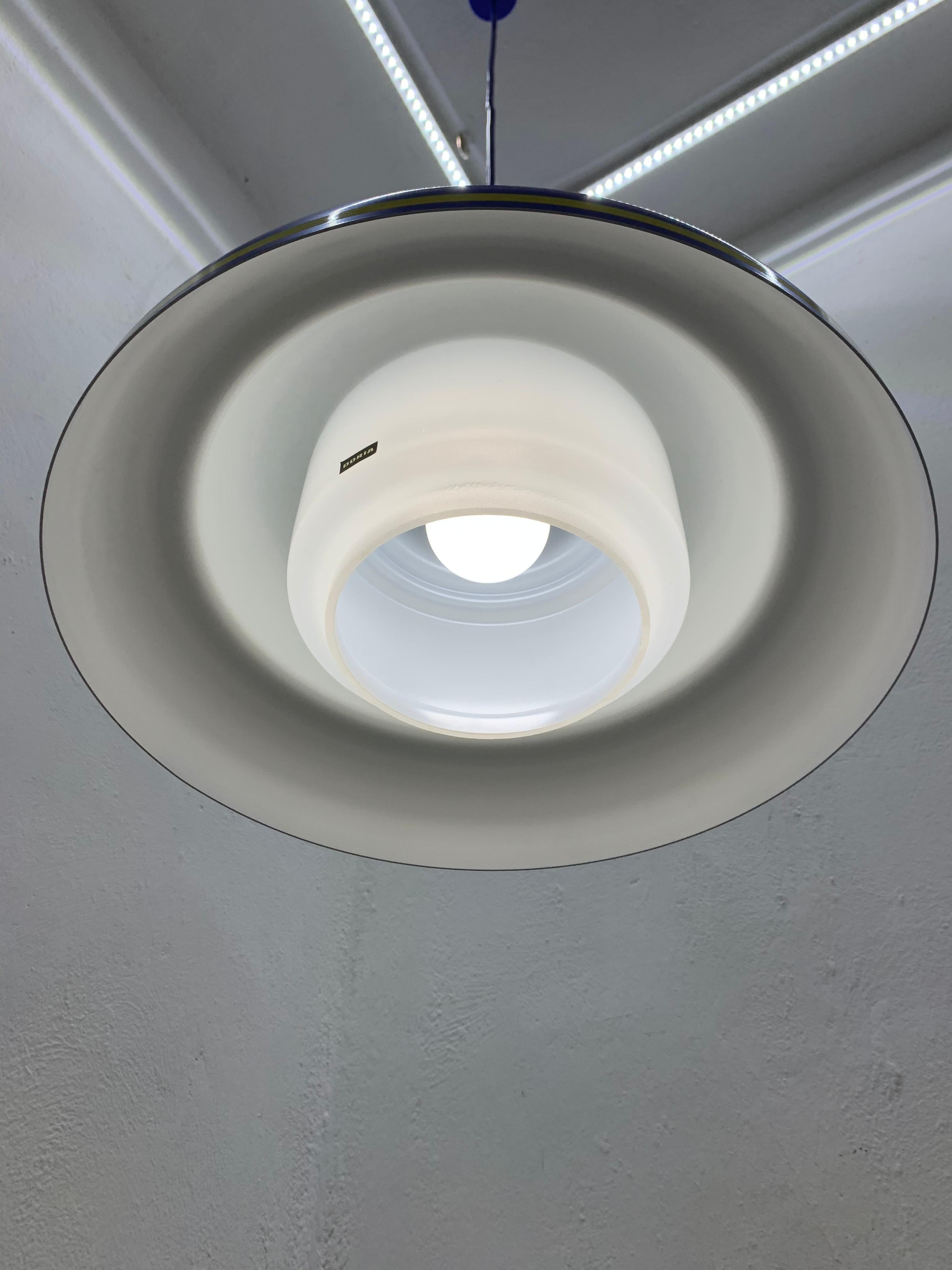 Fine XX secolo 8 Lanterne moderne di metà secolo non utilizzate di Doria, Germania, circa 1970 in vendita
